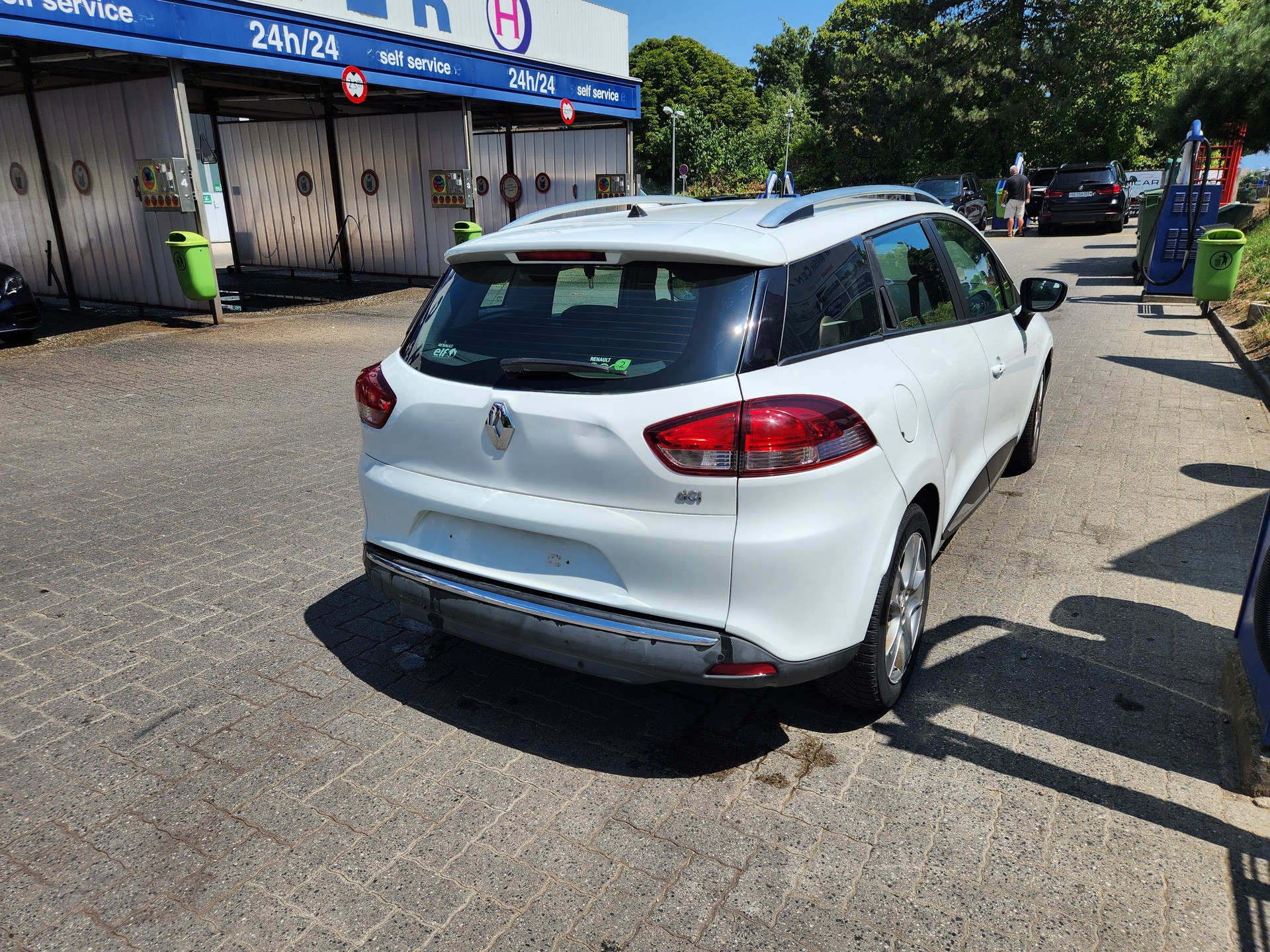 RENAULT Clio Grandtour 1.5 dCi Expression-image-1