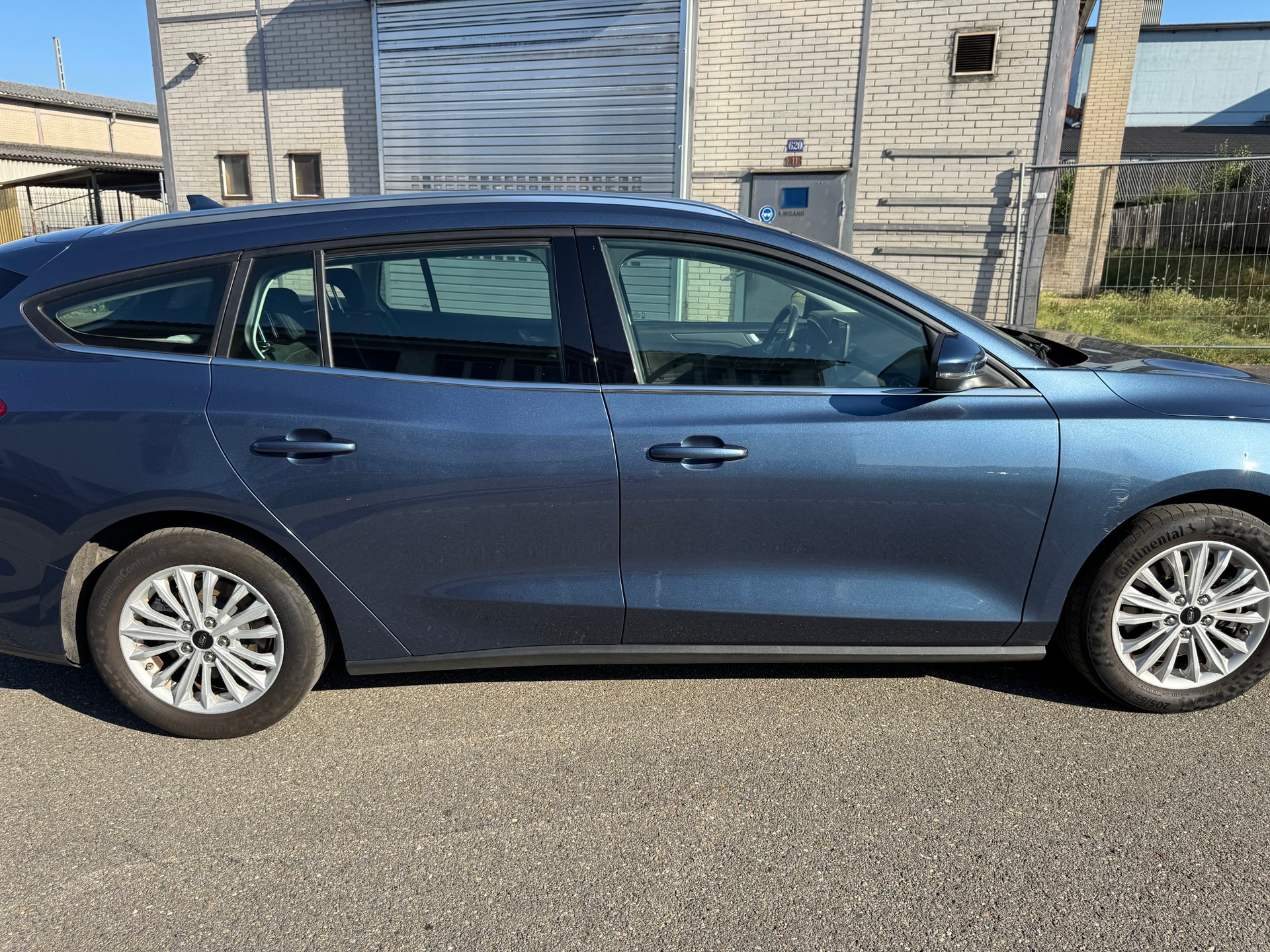 FORD Focus 1.0 MHEV Cool Connect-image-3