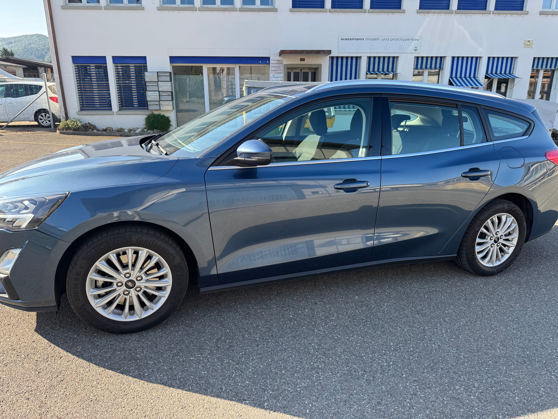 FORD Focus 1.0 MHEV Cool Connect-image-7
