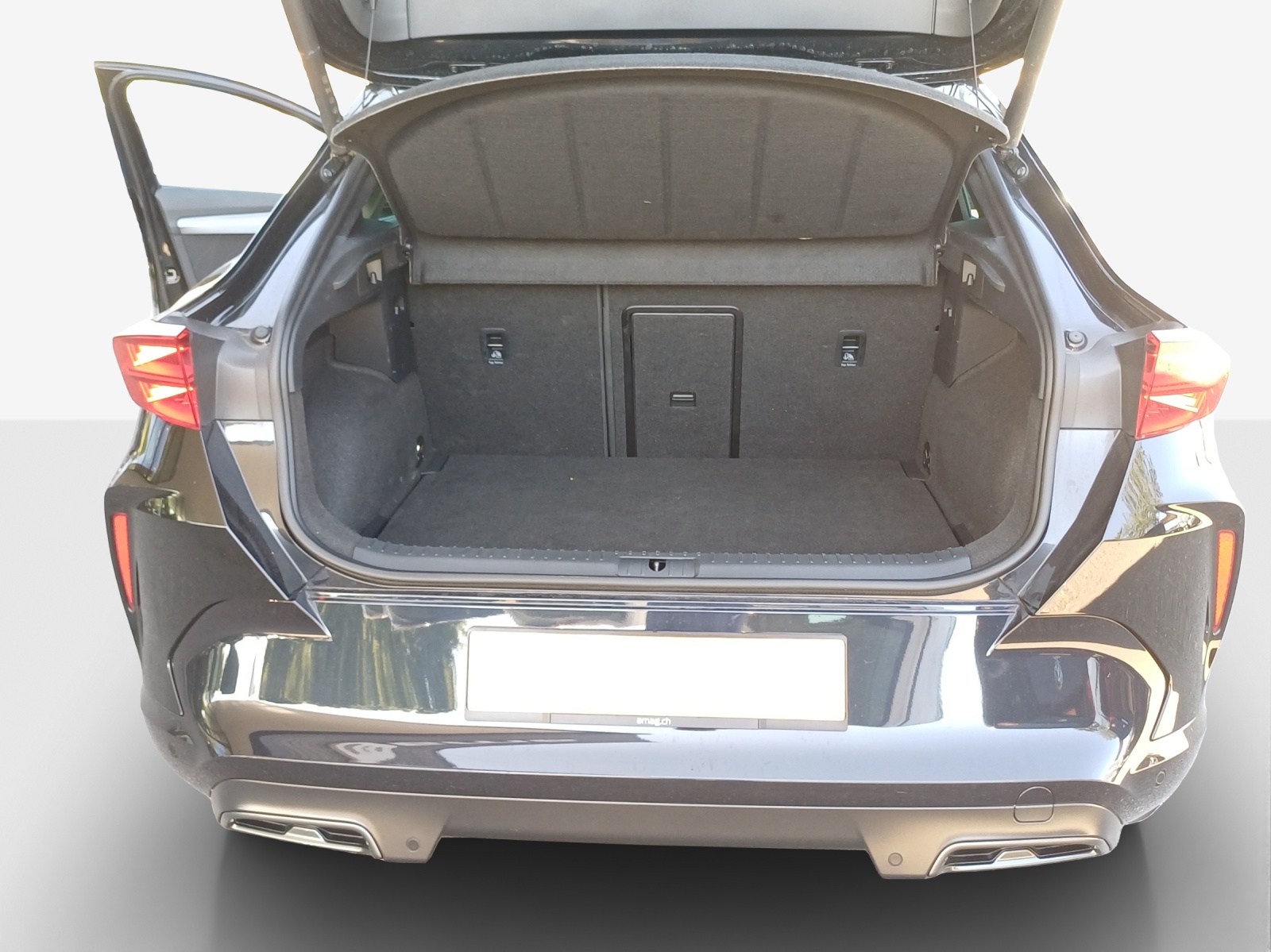 CUPRA Formentor 1.5 TSI DSG-image-12