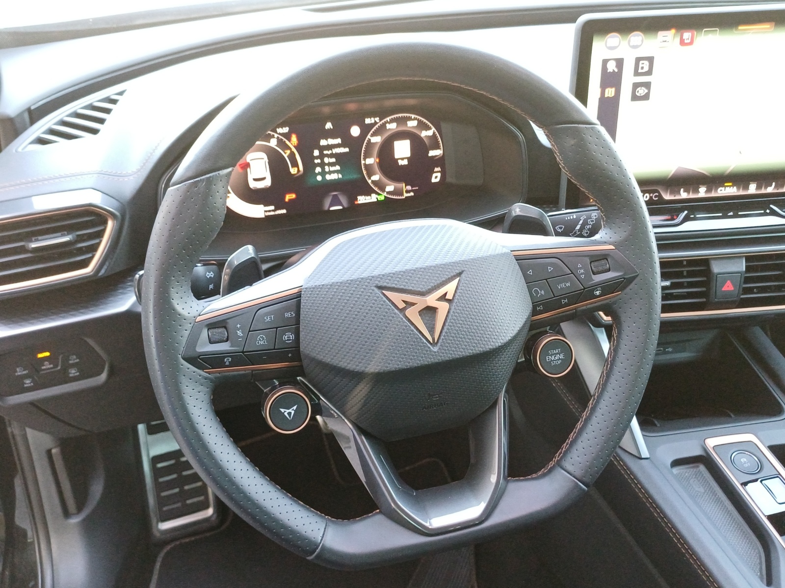 CUPRA Formentor 1.5 TSI DSG-image-9