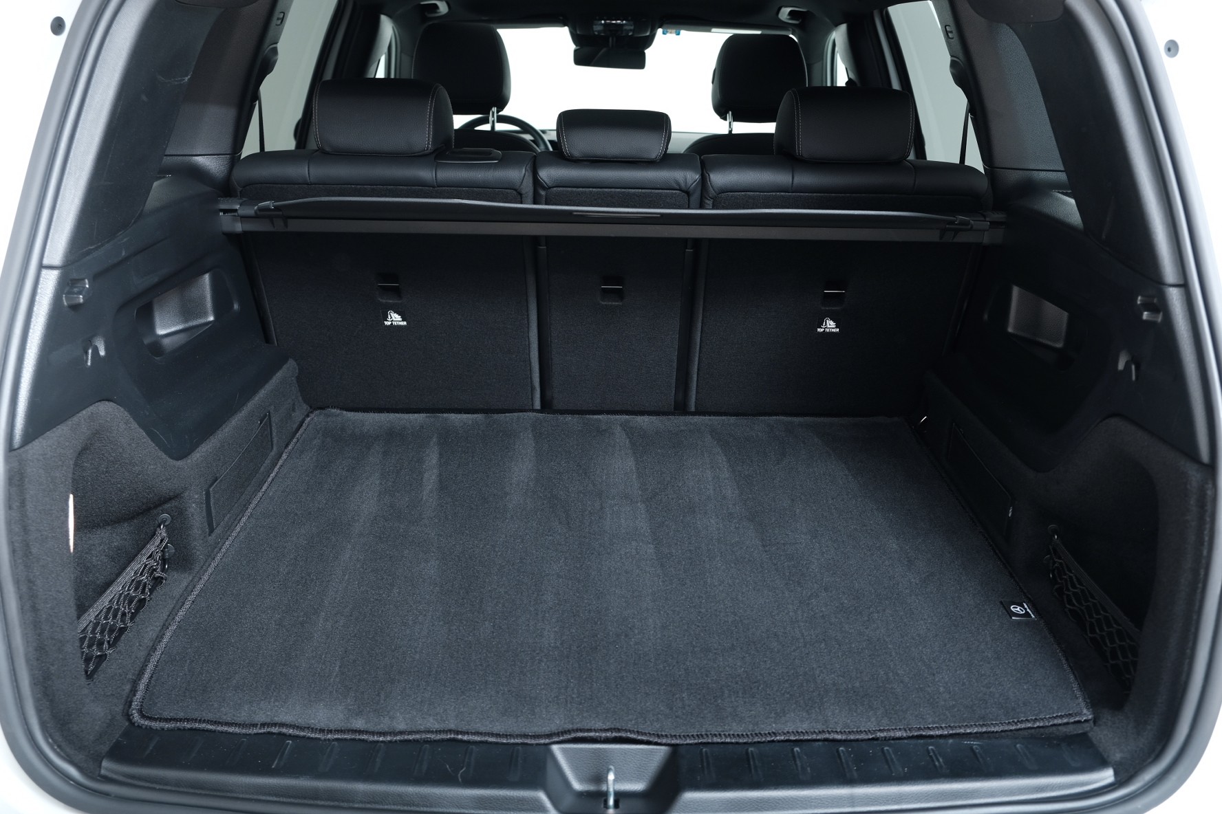 MERCEDES-BENZ GLB 250 4Matic AMG Line 8G-Tronic-image-13