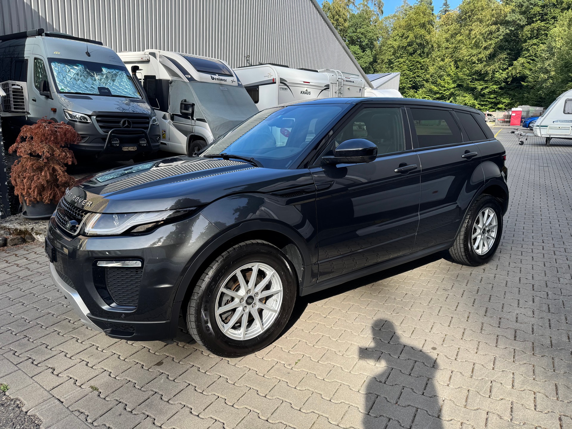 LAND ROVER Range Rover Evoque 2.0 Si4 SE Dynamic AT9-image-4