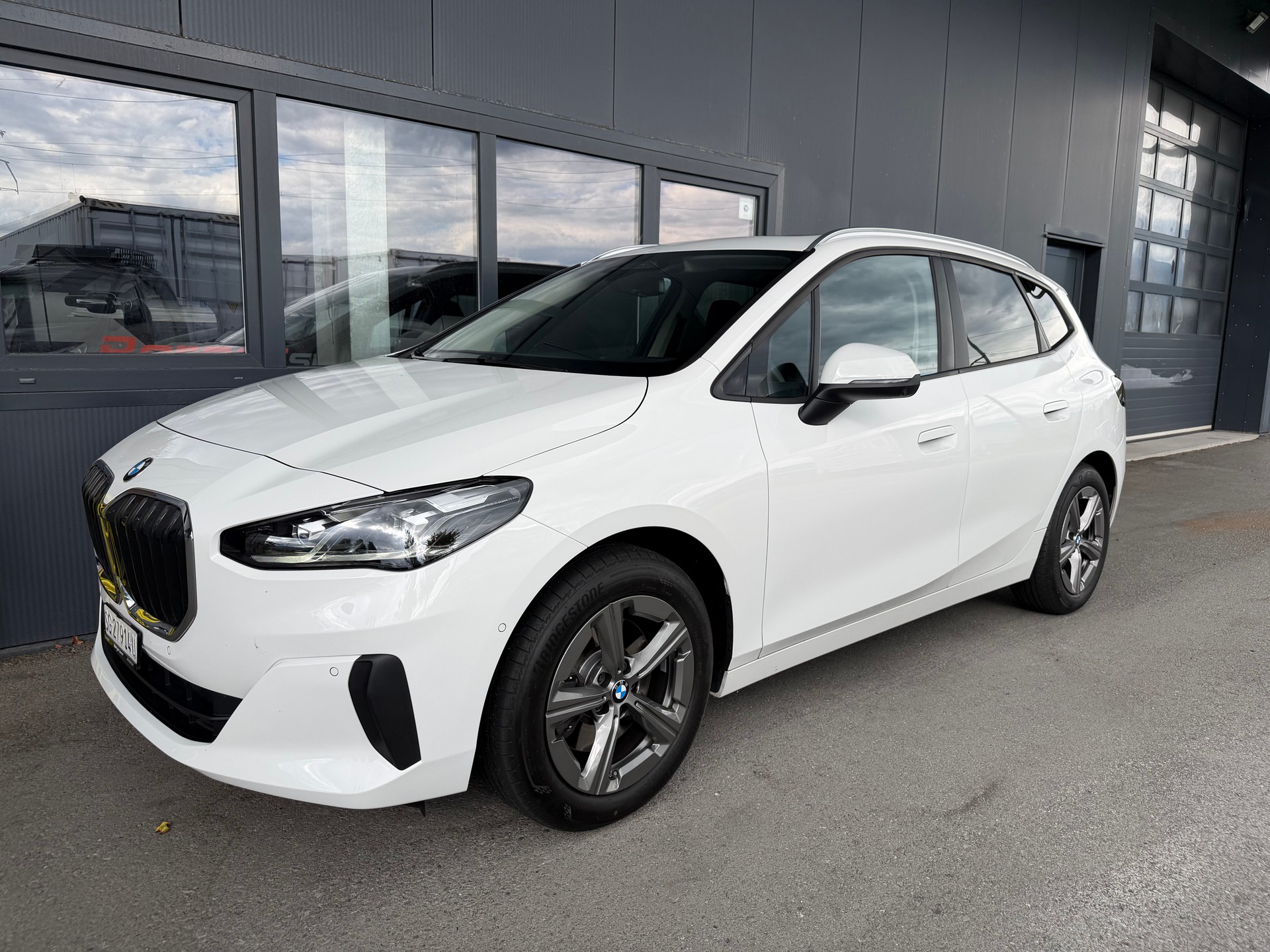 BMW 223d Active Tourer xDrive DKG-image-0
