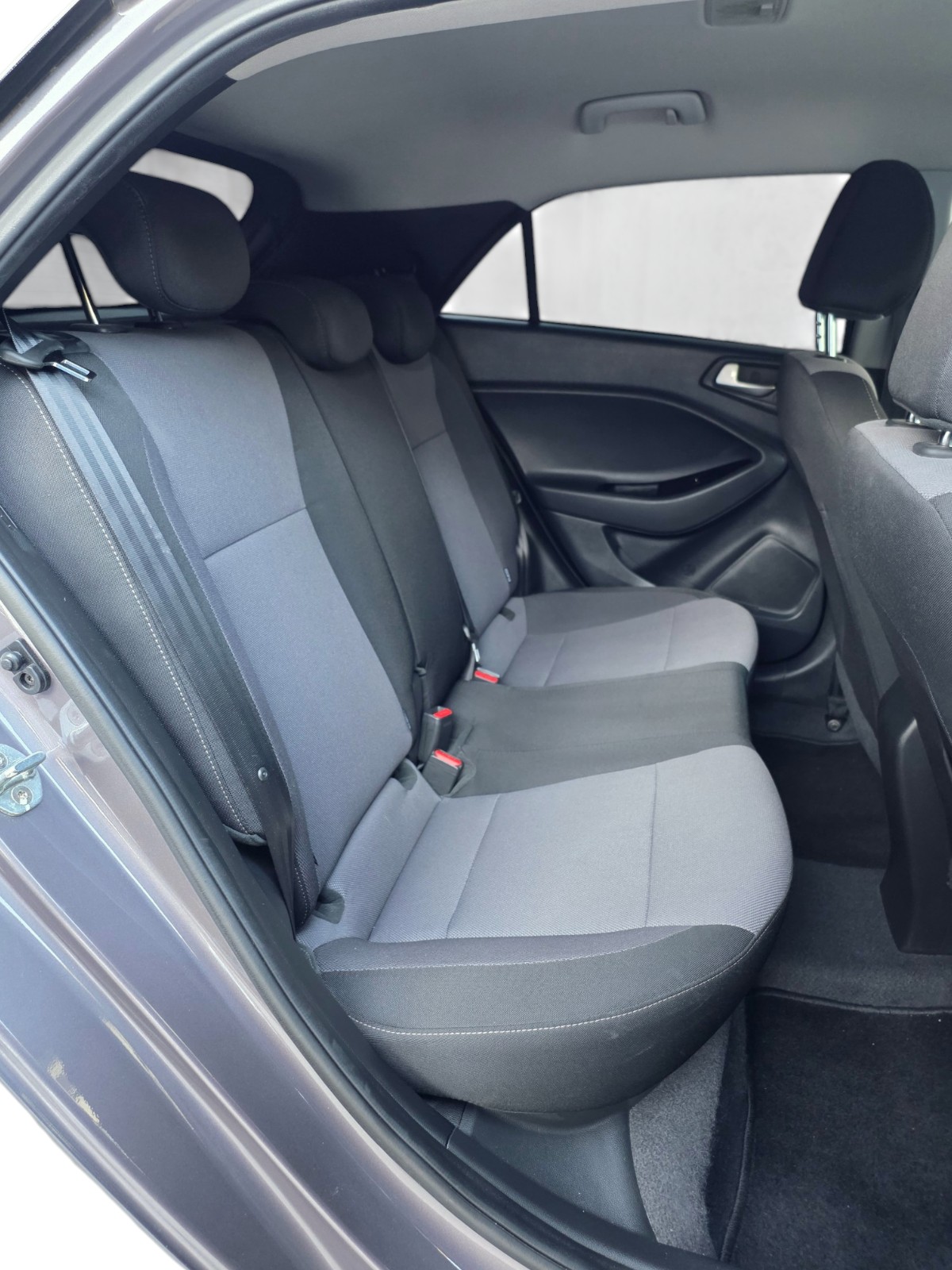 HYUNDAI i20 1.0 T-GDi Amplia DCT-image-12