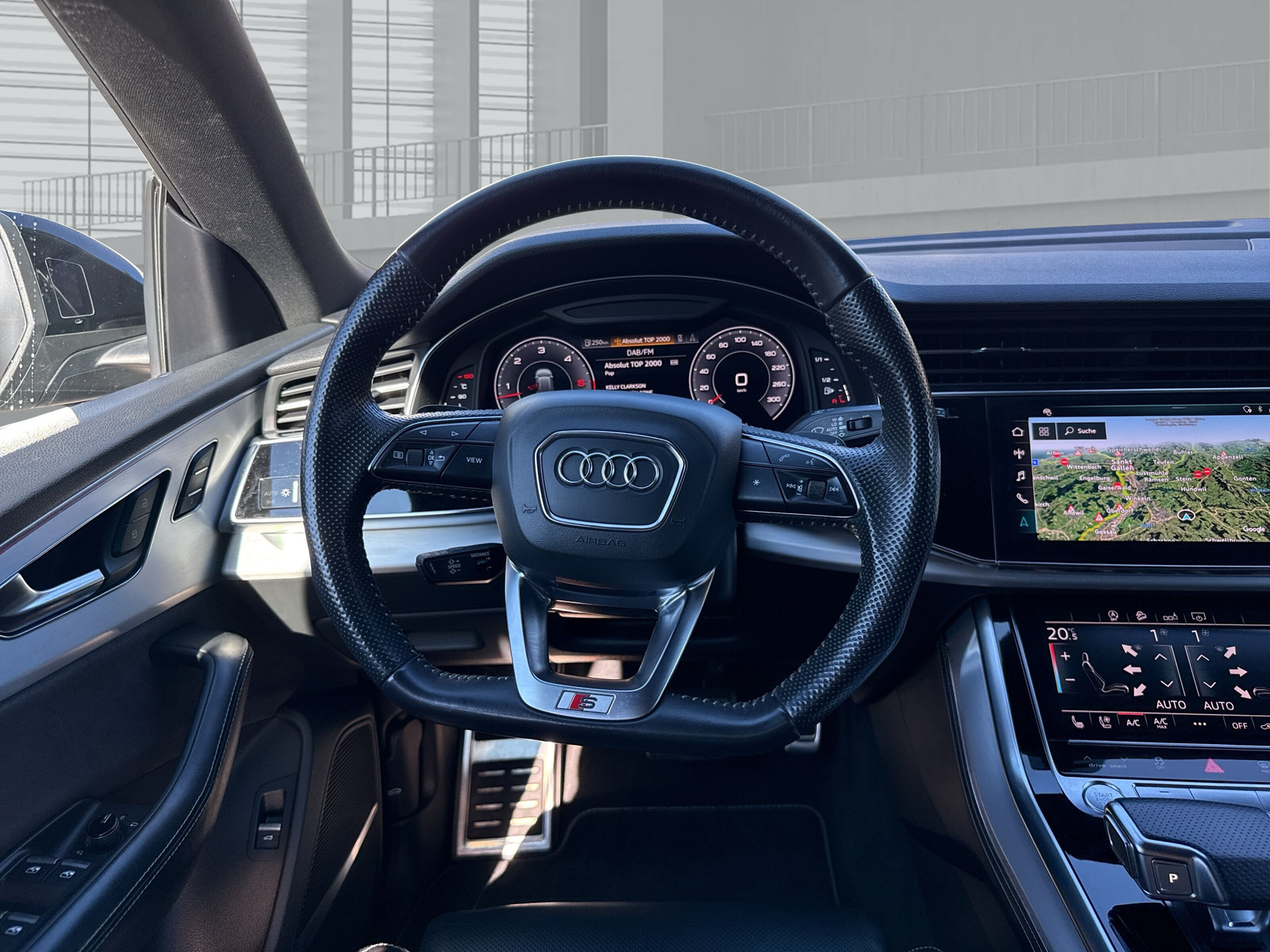 AUDI Q8 50 TDI quattro tiptronic S-Line-image-8