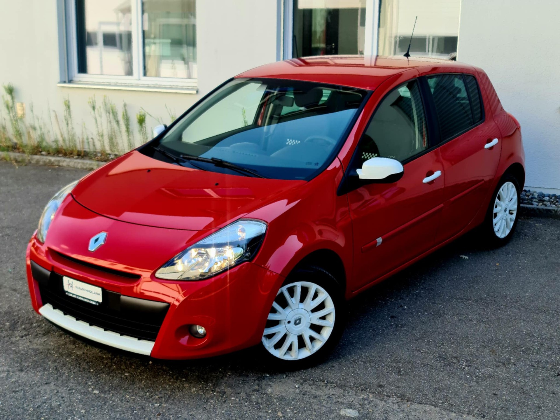 RENAULT Clio 1.2 16V Turbo S