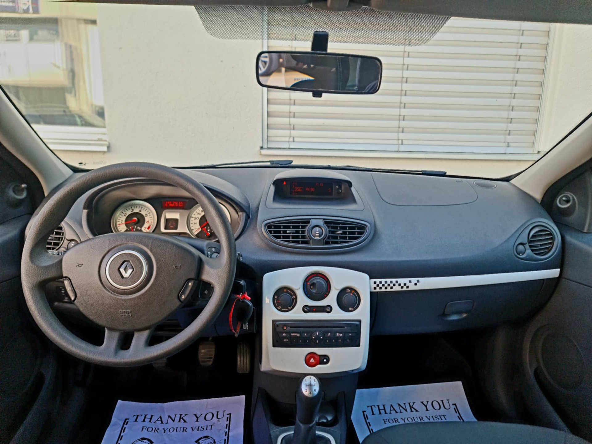 RENAULT Clio 1.2 16V Turbo S-image-9