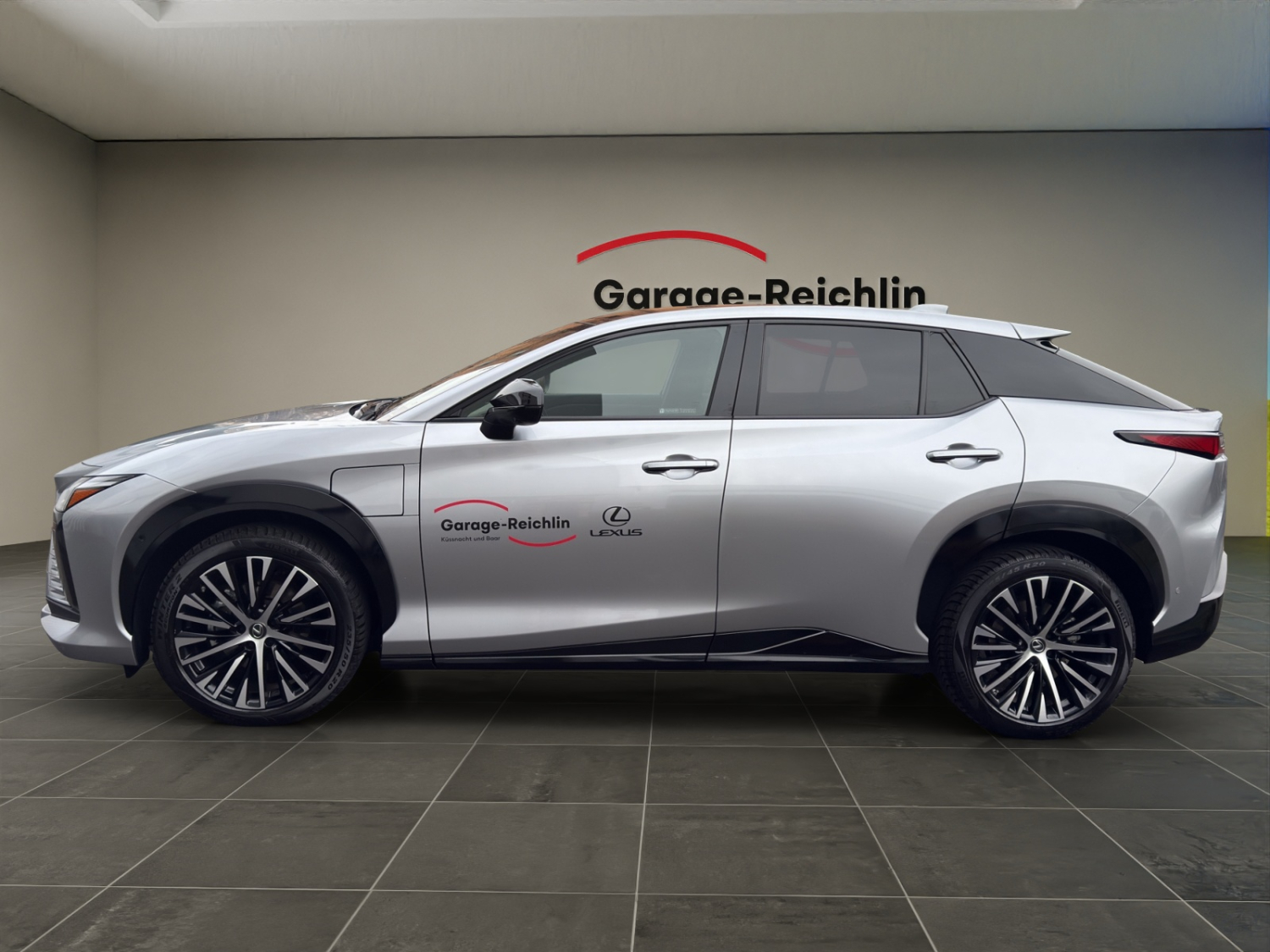 LEXUS RZ 450e Excellence-image-1