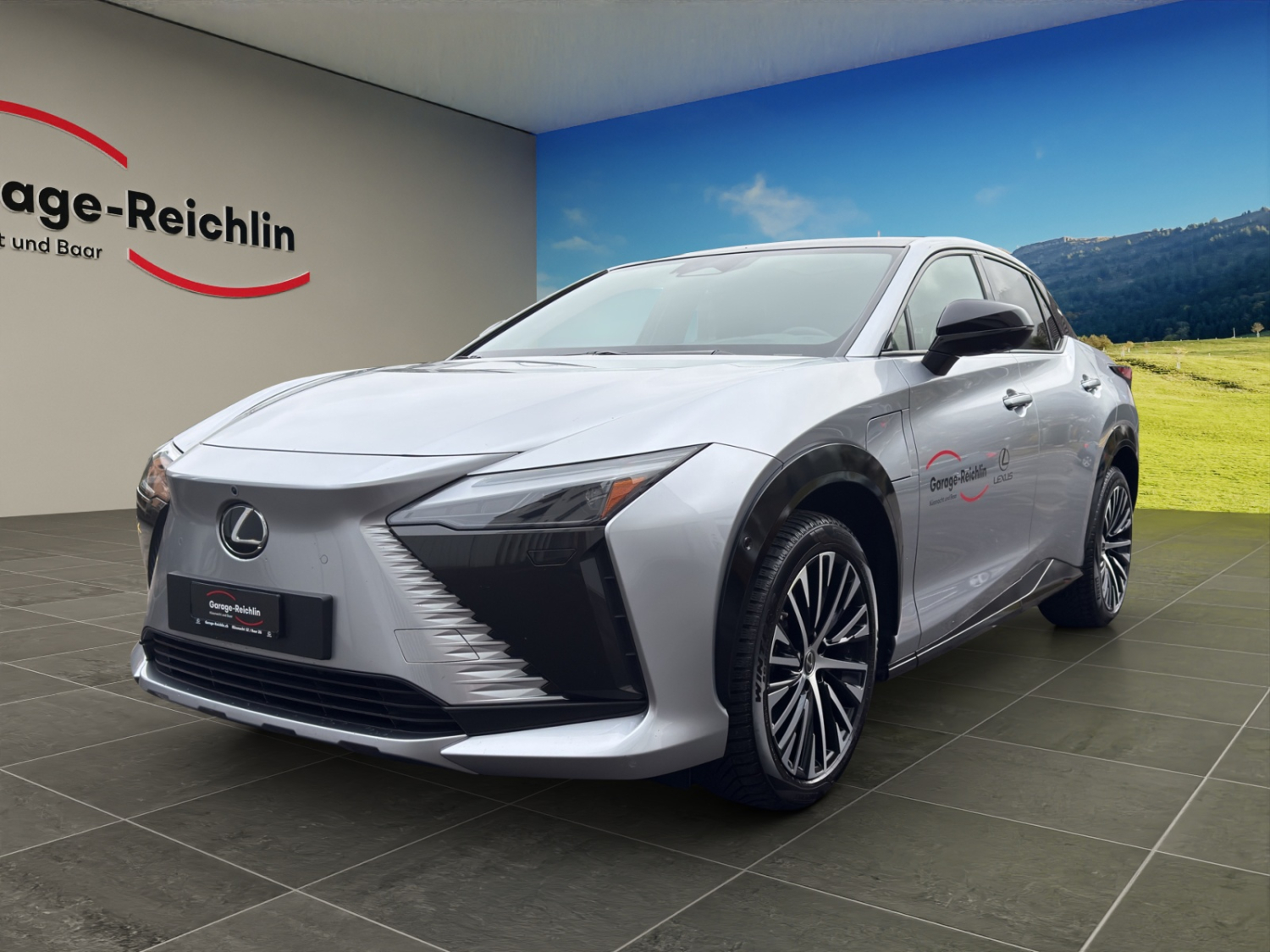 LEXUS RZ 450e Excellence-image-0