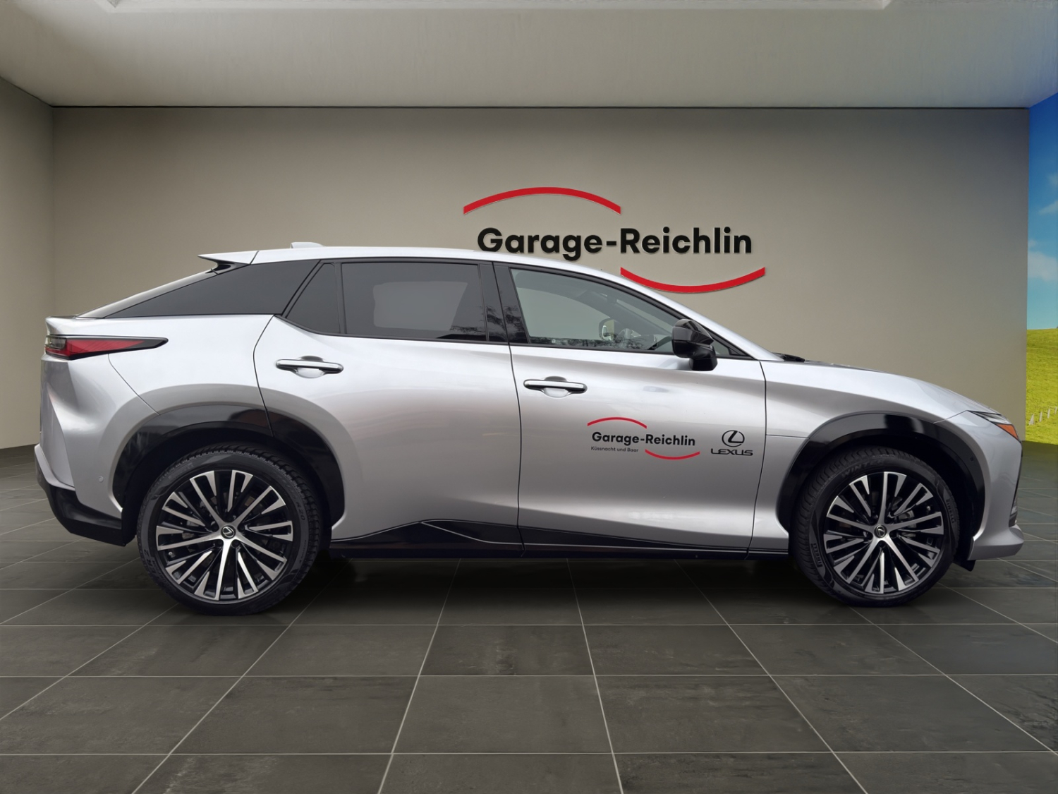 LEXUS RZ 450e Excellence-image-5