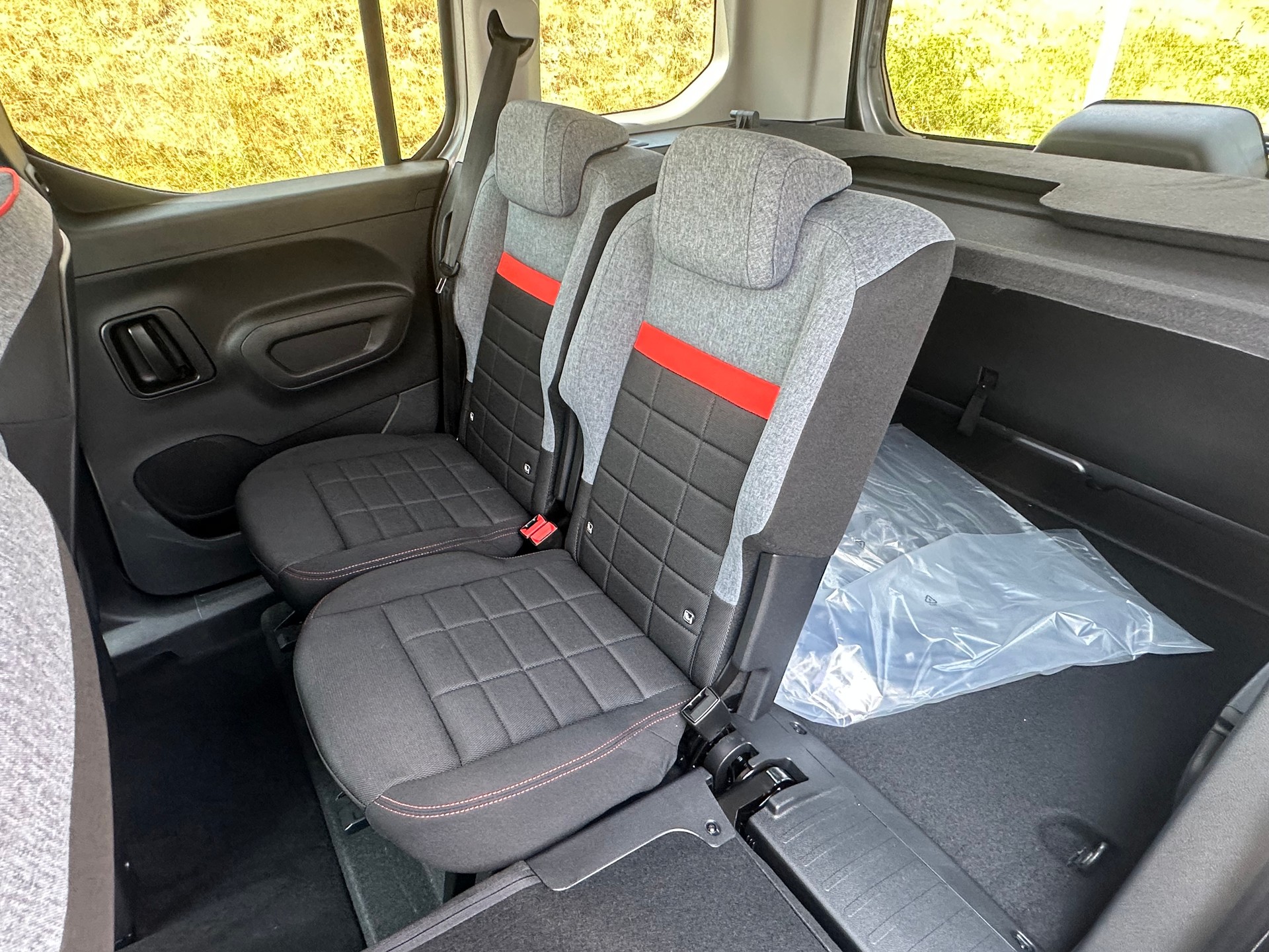 CITROEN Berlingo 1.5 BlueHDi 130 M Berlingo 30 EAT8-image-14