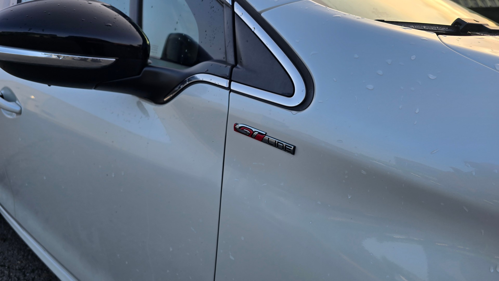 PEUGEOT 208 1.2 THP Allure Gt line-image-5