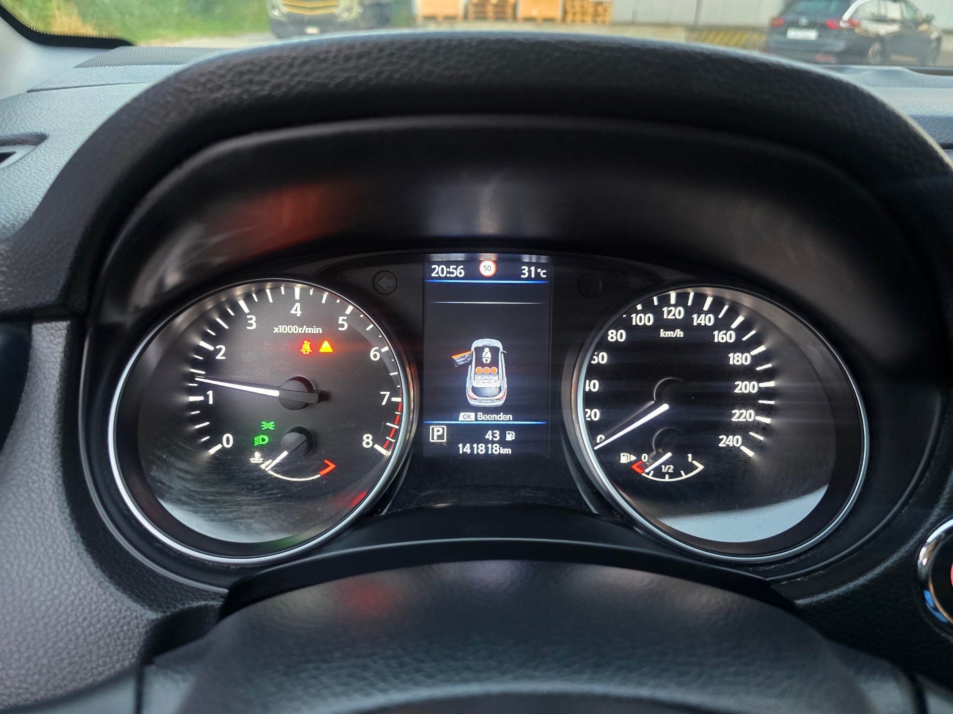 NISSAN Qashqai 1.3 DIG-T acenta DCT-image-21