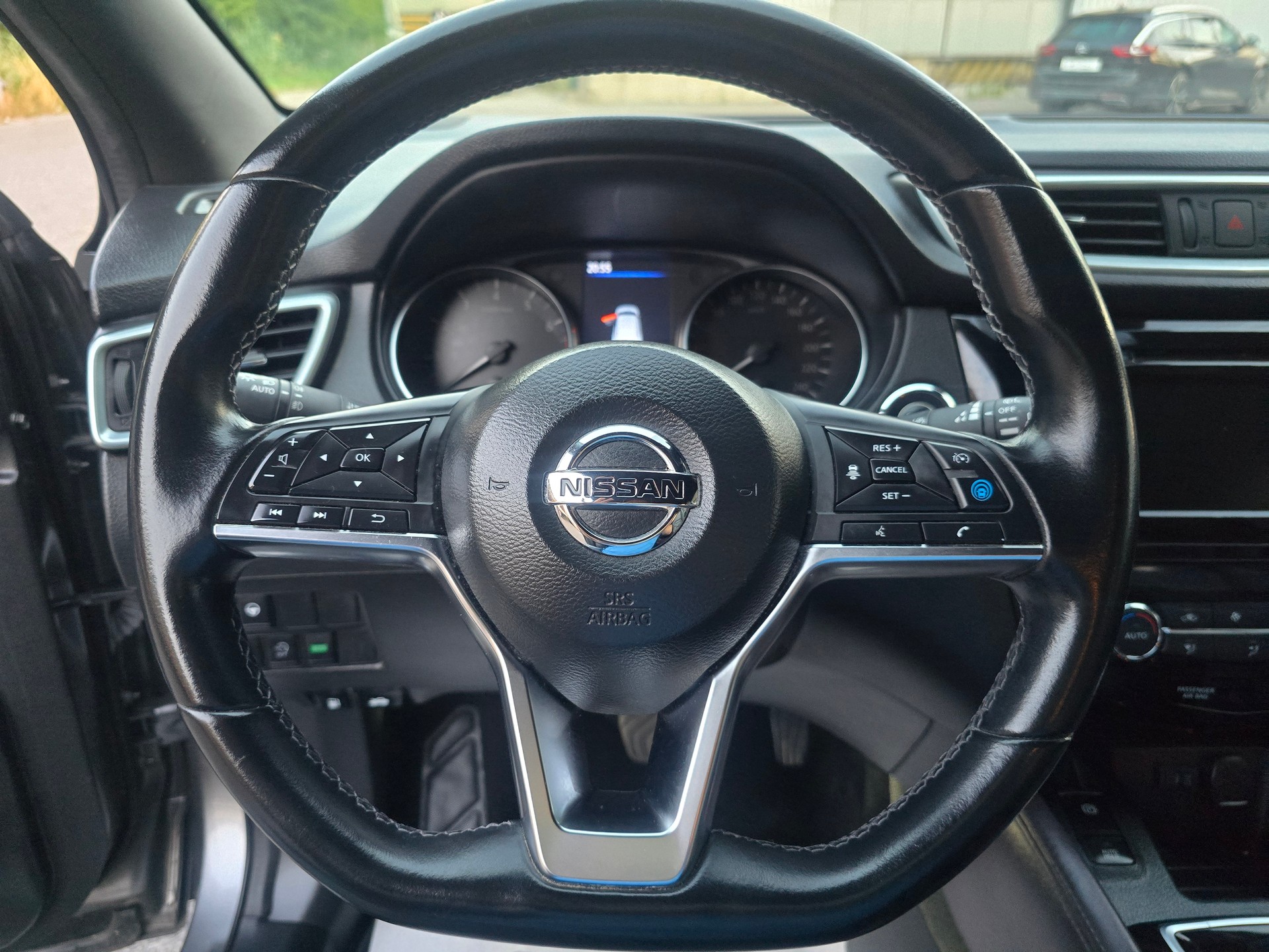 NISSAN Qashqai 1.3 DIG-T acenta DCT-image-18