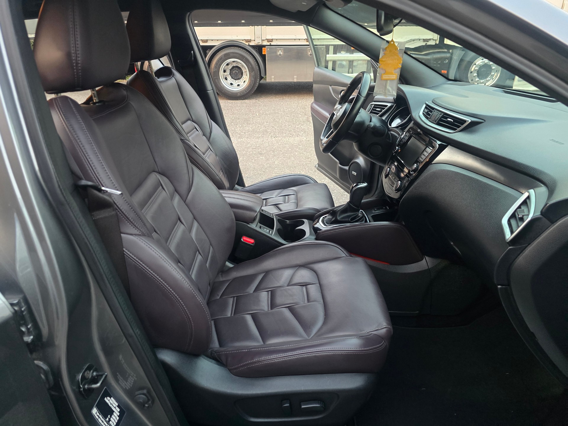 NISSAN Qashqai 1.3 DIG-T acenta DCT-image-15
