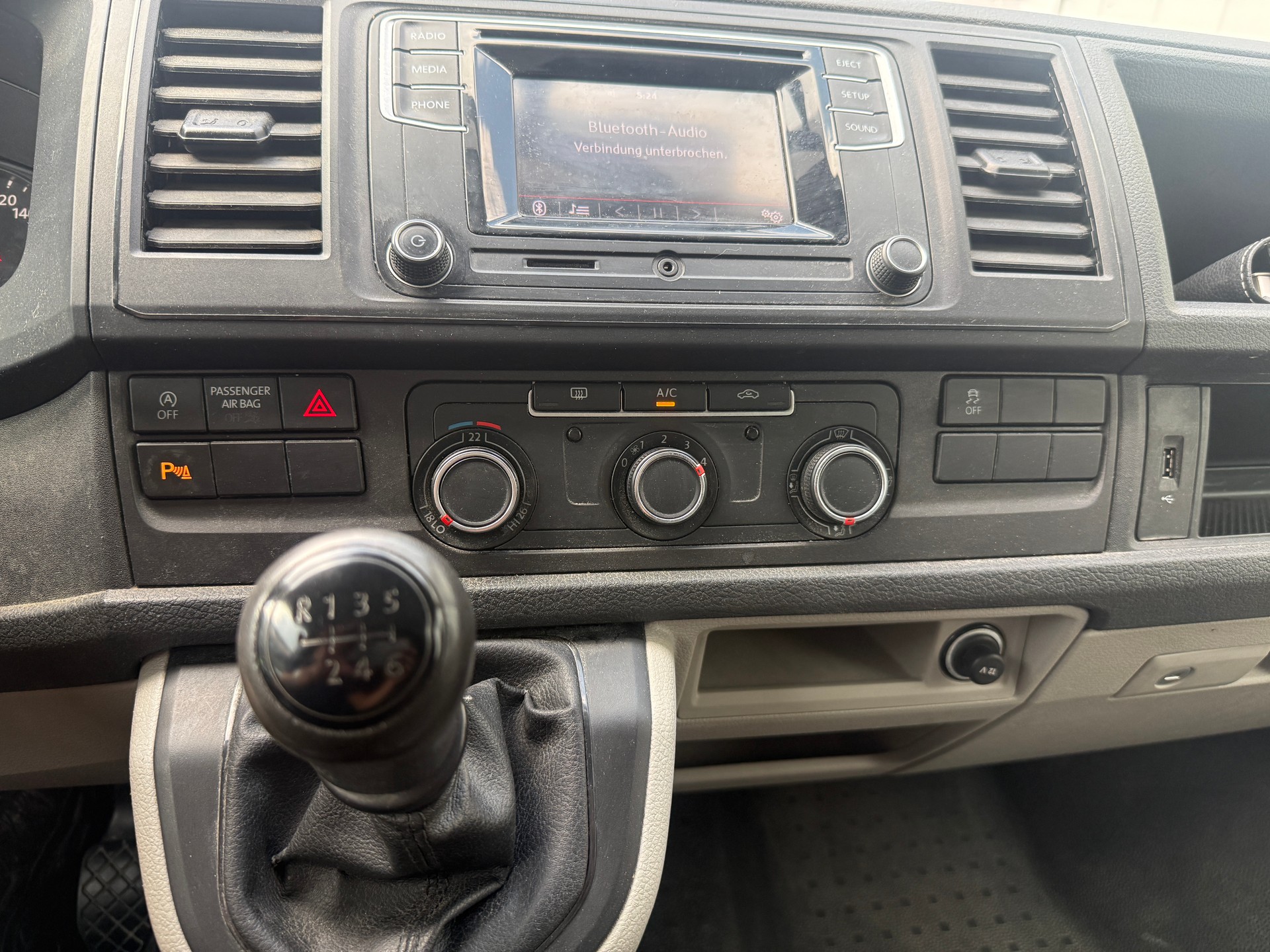 VW T6.1 2.0 TDI 4Motion-image-19