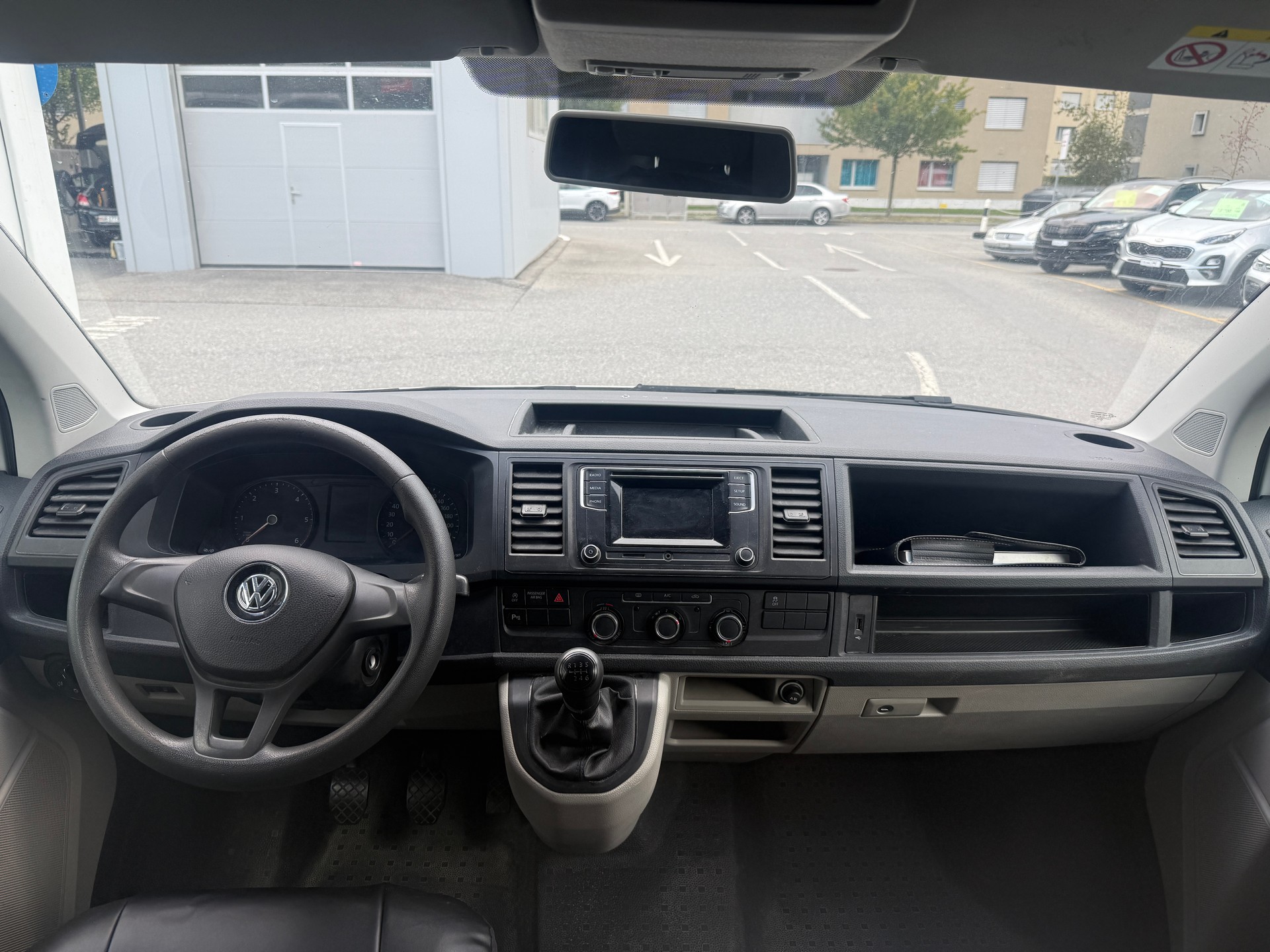 VW T6.1 2.0 TDI 4Motion-image-12