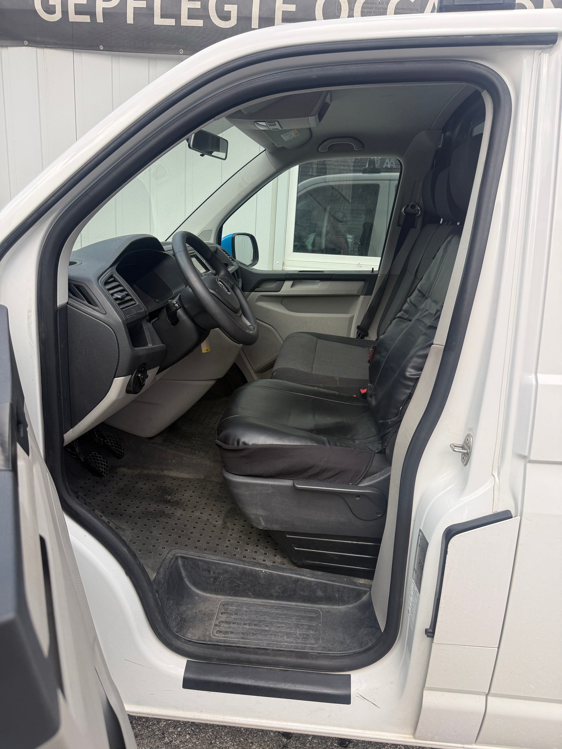 VW T6.1 2.0 TDI 4Motion-image-10