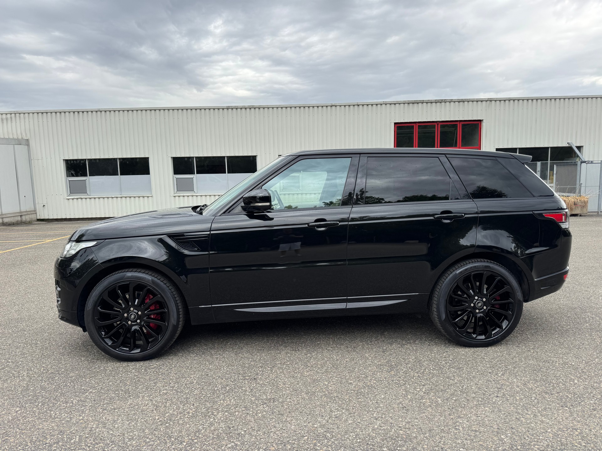 LAND ROVER Range Rover Sport 4.4 SDV8 Autobiography Automatic-image-2