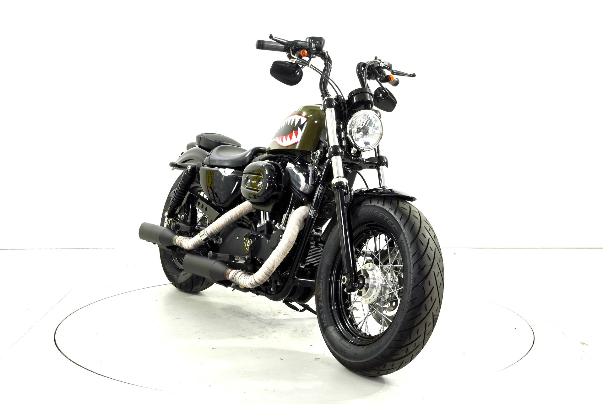 HARLEY-DAVIDSON XL 1200 X-showroom-element-1