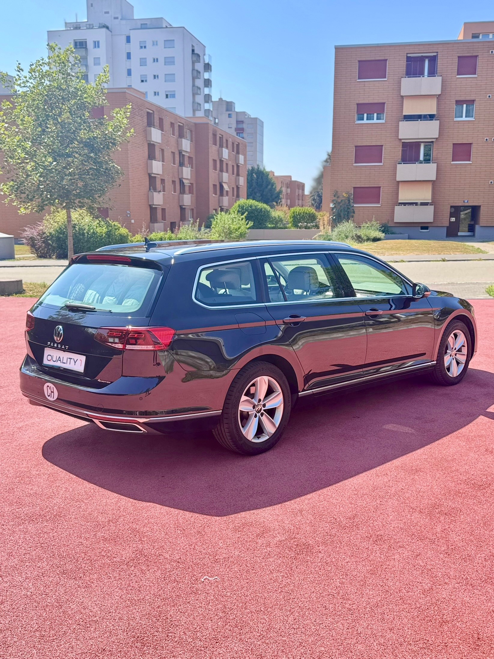 VW Passat 2.0 TDI BMT Elegance 4Motion DSG-image-4