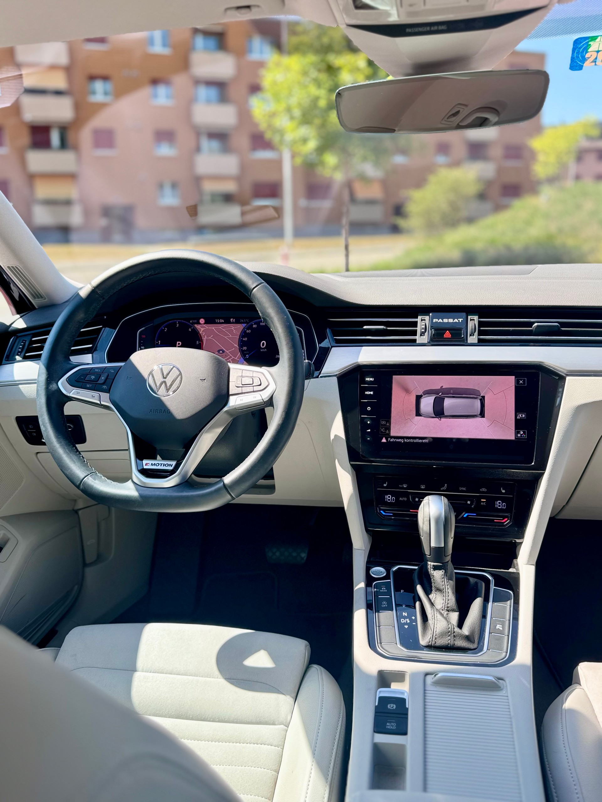 VW Passat 2.0 TDI BMT Elegance 4Motion DSG-image-10