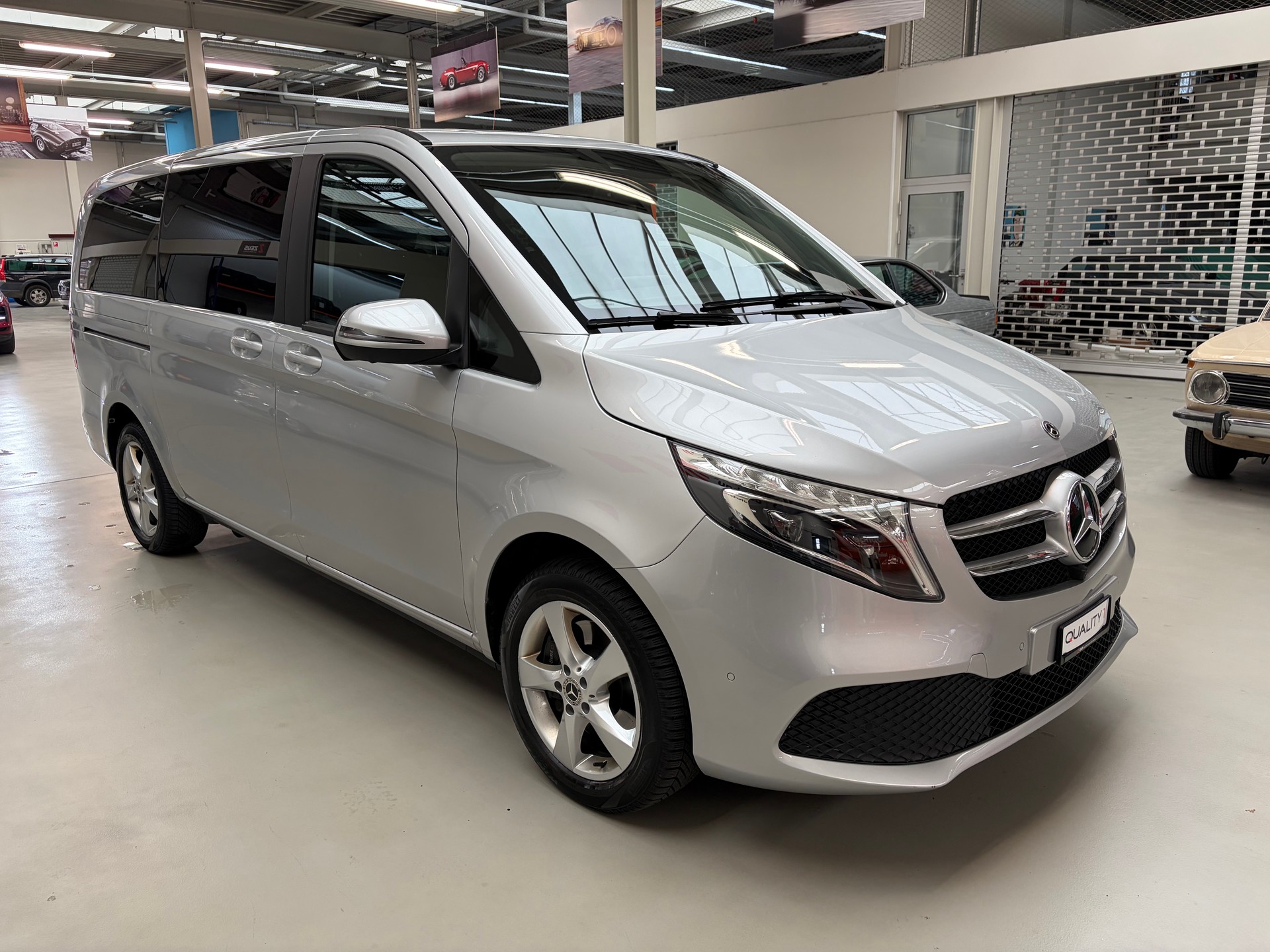 MERCEDES-BENZ V 220 d Trend lang 4Matic 9G-Tronic-image-6
