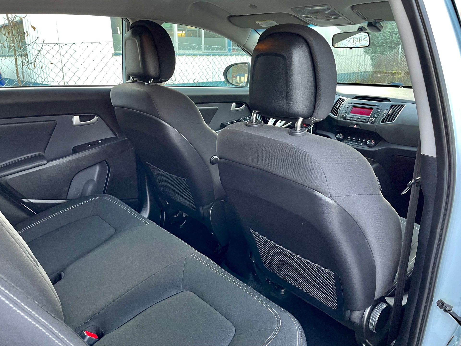 KIA Sportage 2.0 CRDi Trend 4WD Automatic-image-18