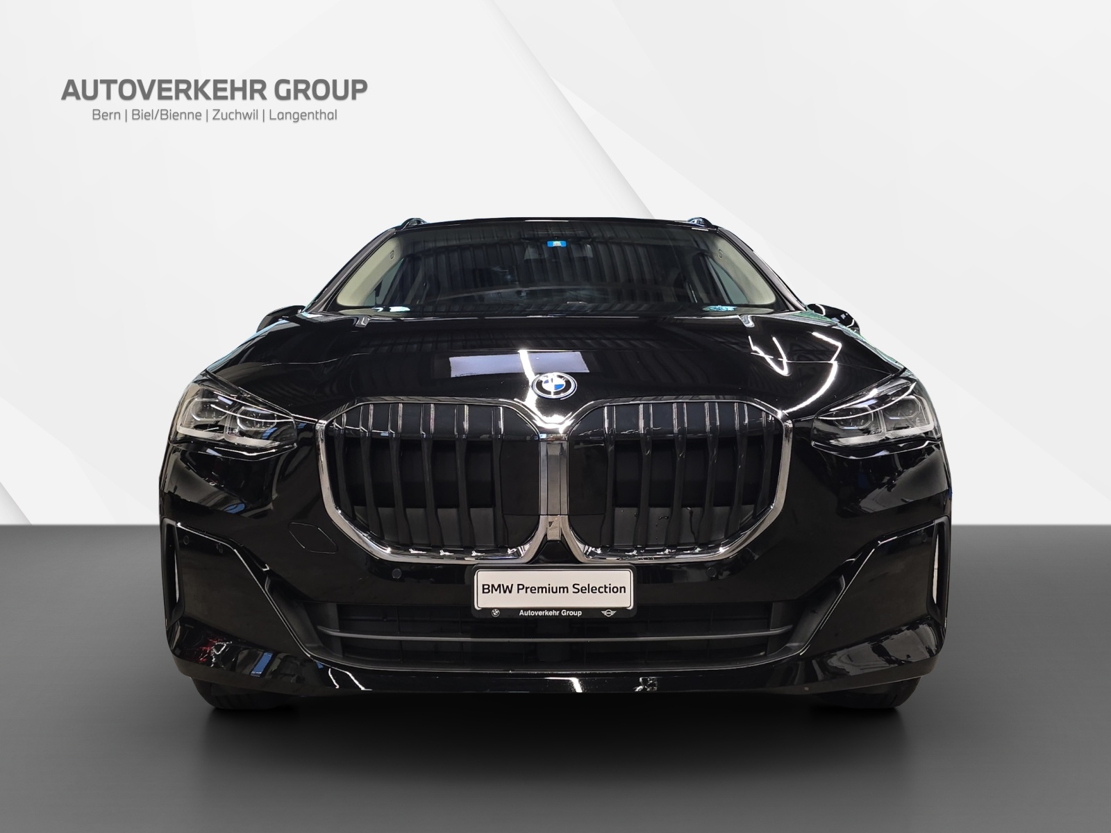 BMW 230e xDrive Act. Tourer-image-1