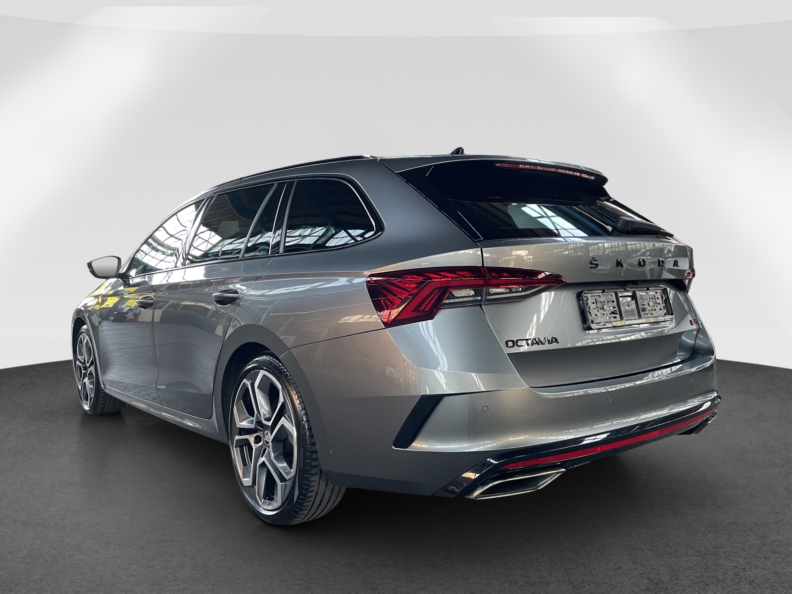 SKODA Octavia Combi 2.0 TDI RS 4x4 DSG-image-3