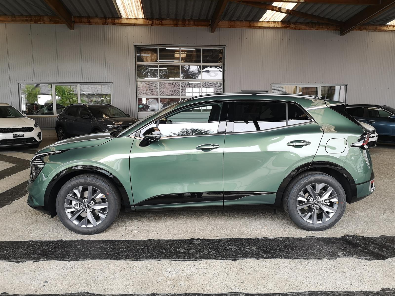 KIA Sportage 1.6 T-GDi Hybrid GT-Line-image-1
