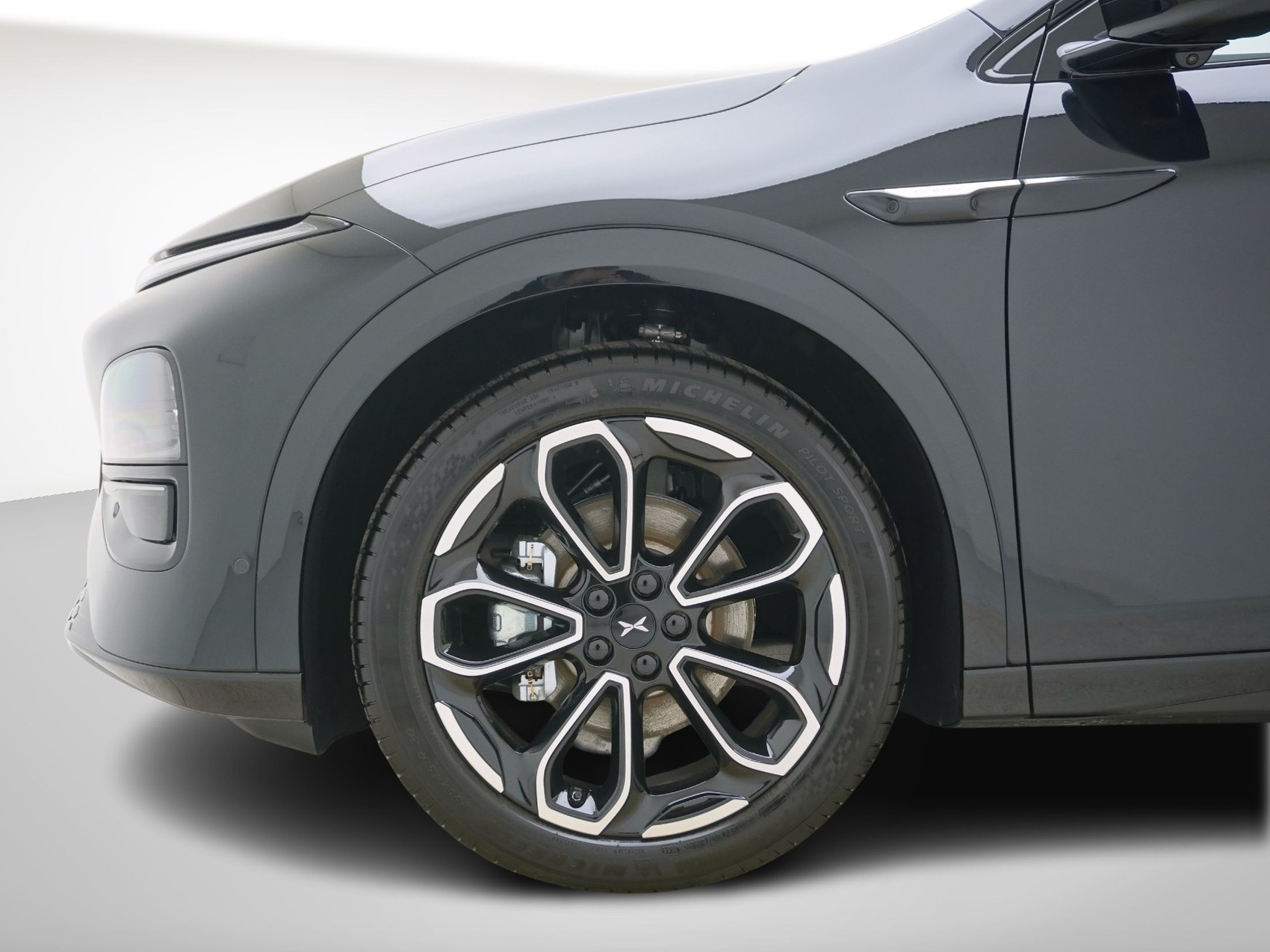 XPENG G6 Performance AWD-image-9