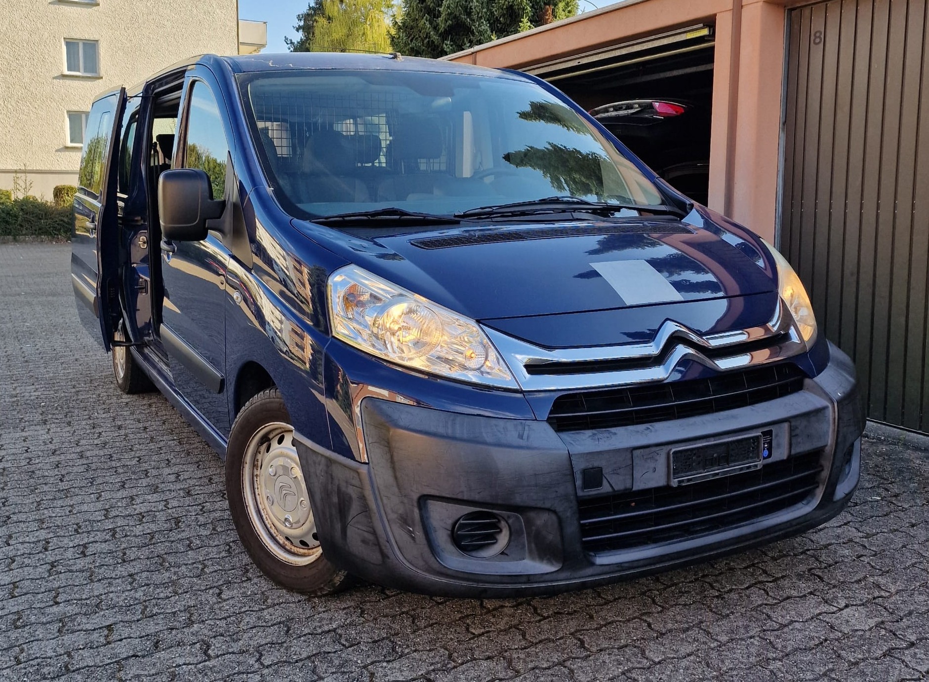 CITROEN Jumpy 2.0 HDi L2H1 Attraction 9 Sitzplätze-image-4