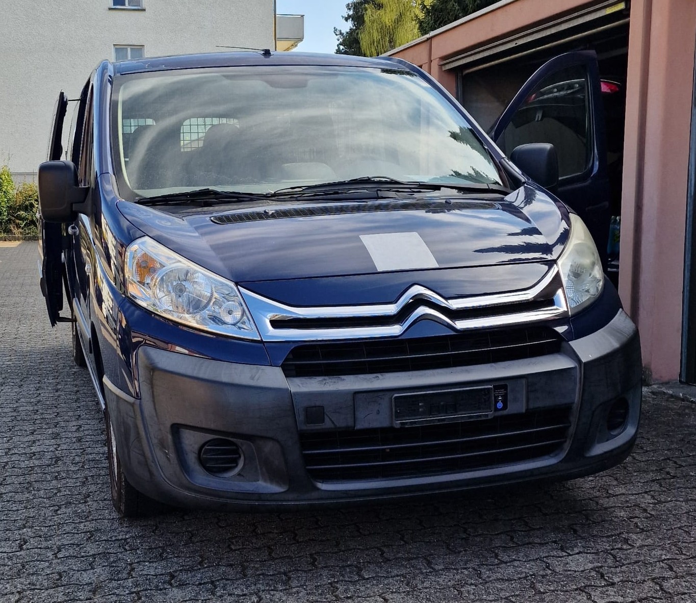 CITROEN Jumpy 2.0 HDi L2H1 Attraction 9 Sitzplätze-image-2