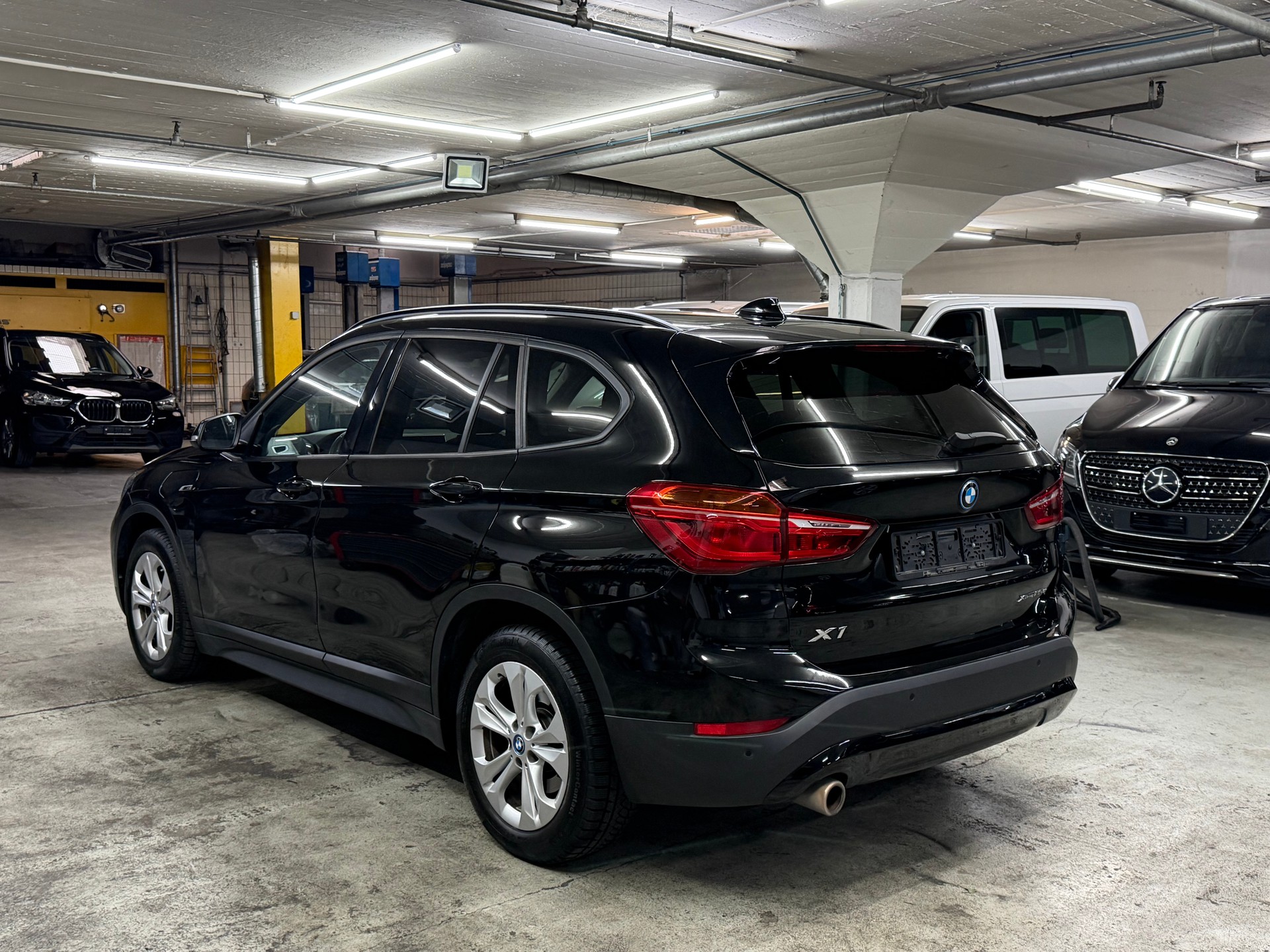 BMW X1 xDrive 25e Steptronic-image-1