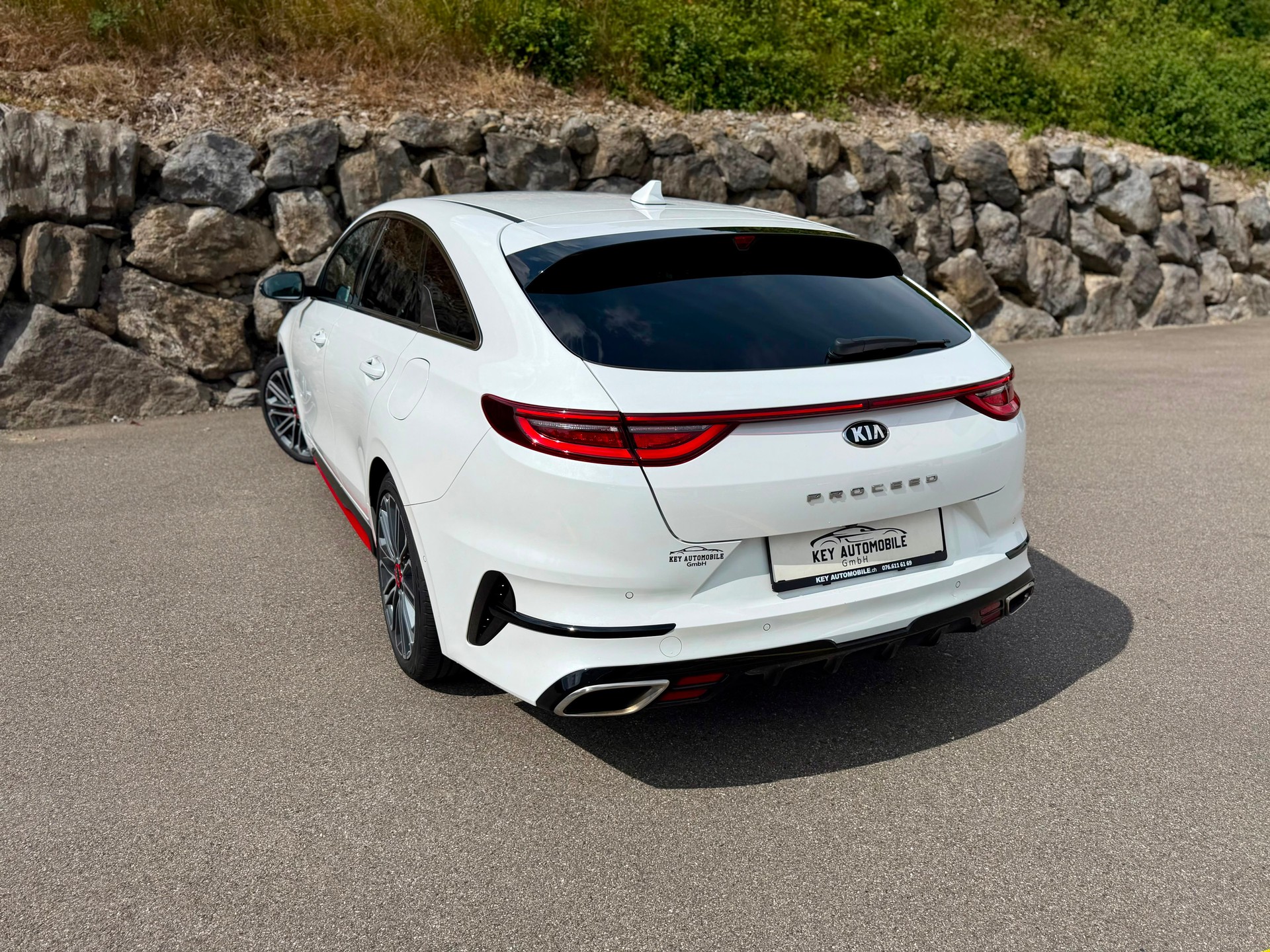 KIA ProCeed 1.6 T-GDi GT DCT-image-3
