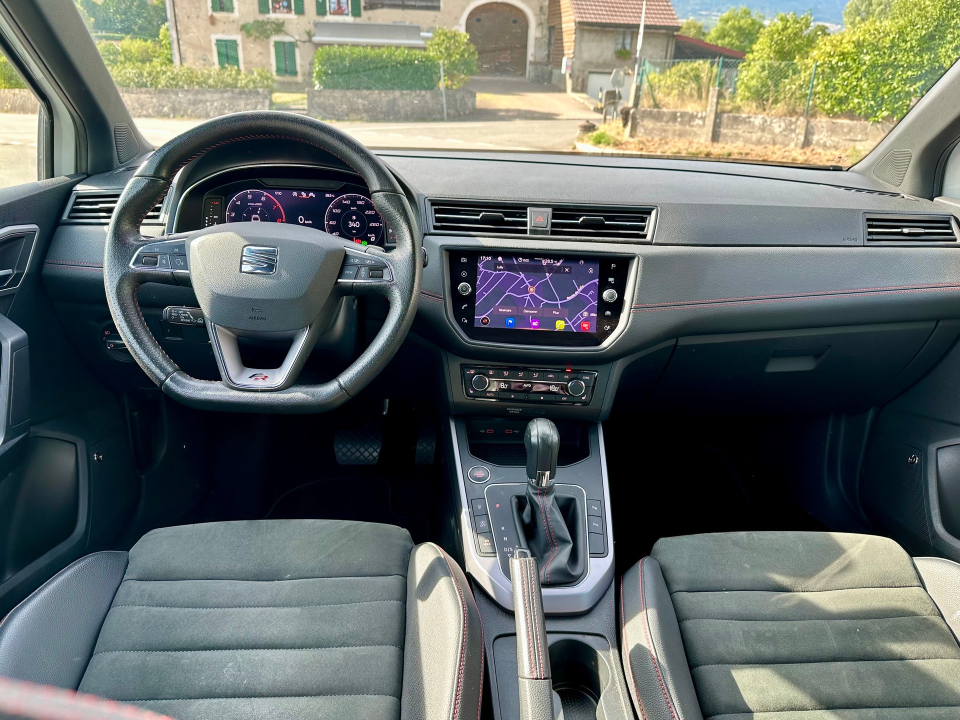 SEAT Arona 1.0 TSI Eco Hola FR DSG-image-8