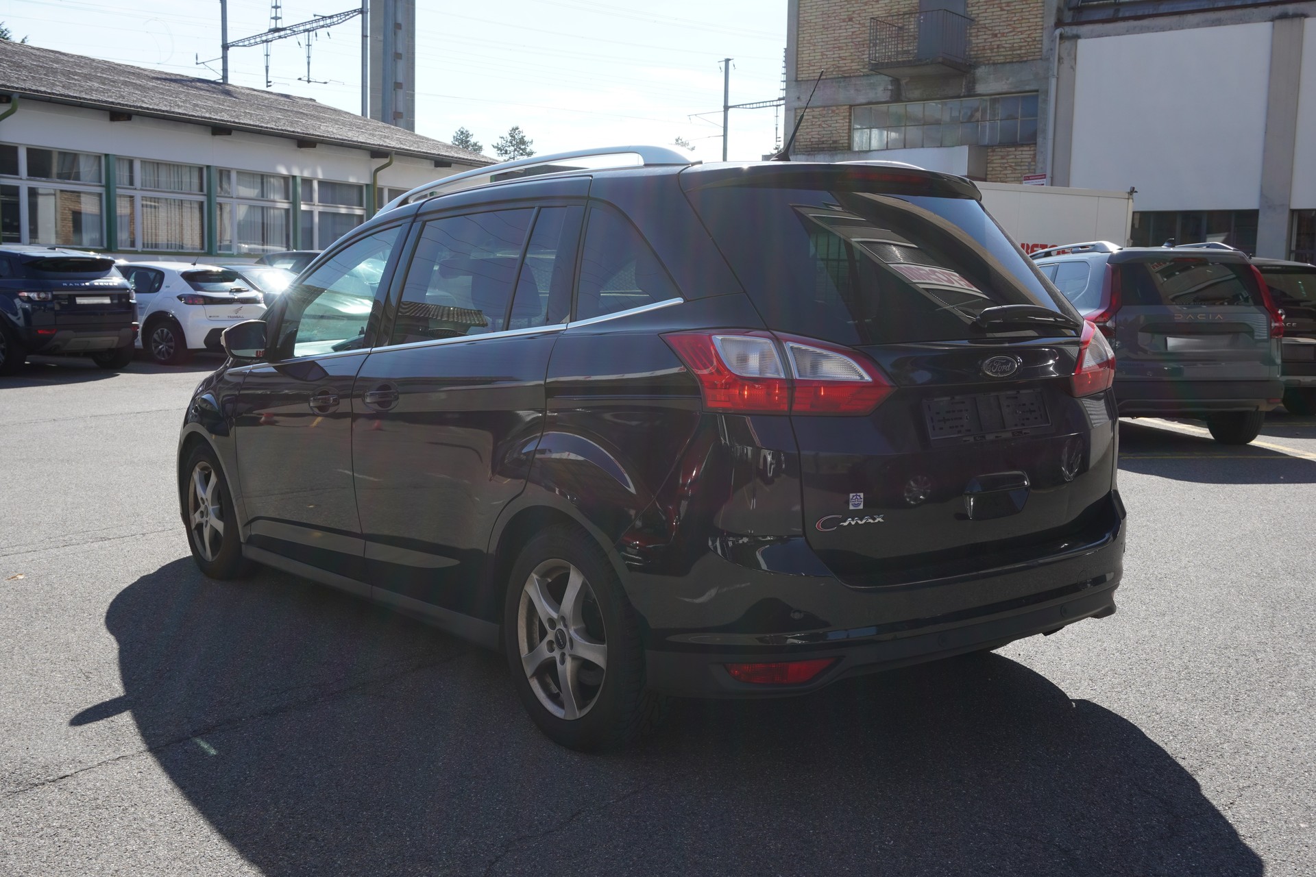 FORD Grand C-Max 2.0 TDCi Titanium-image-3