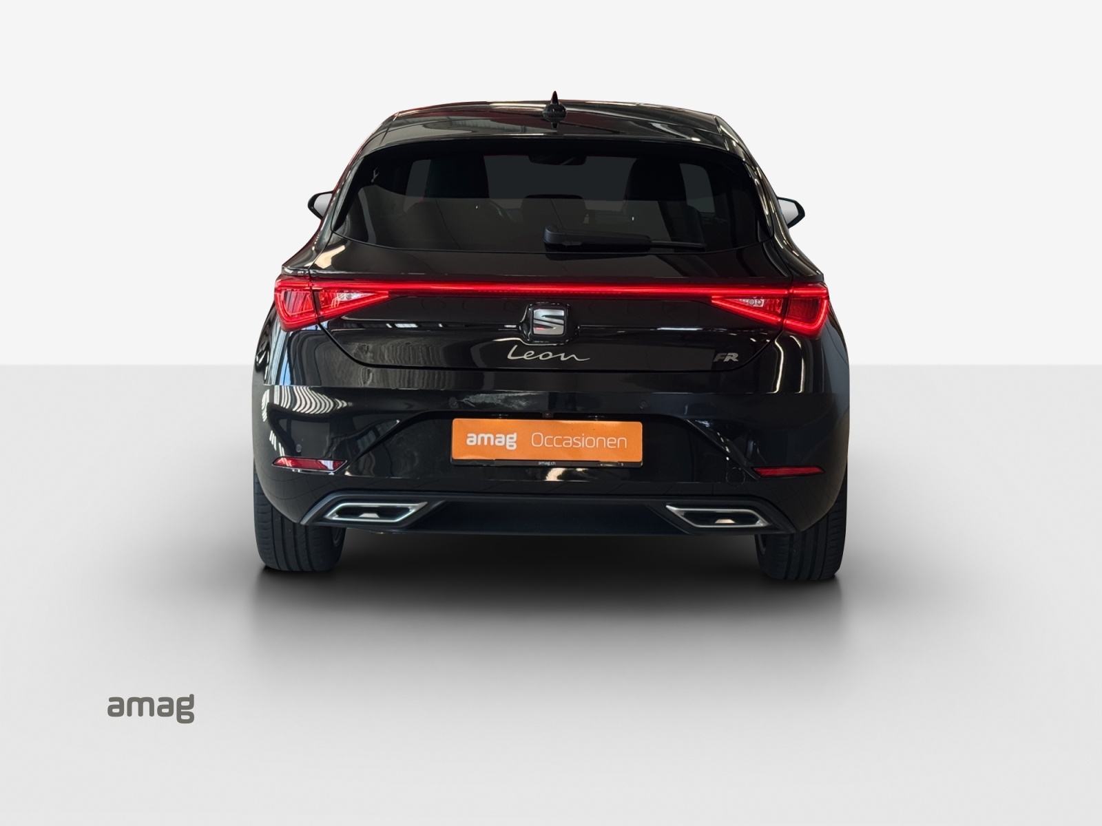 SEAT Leon 1.5 eTSI mHEV DSG FR-image-3