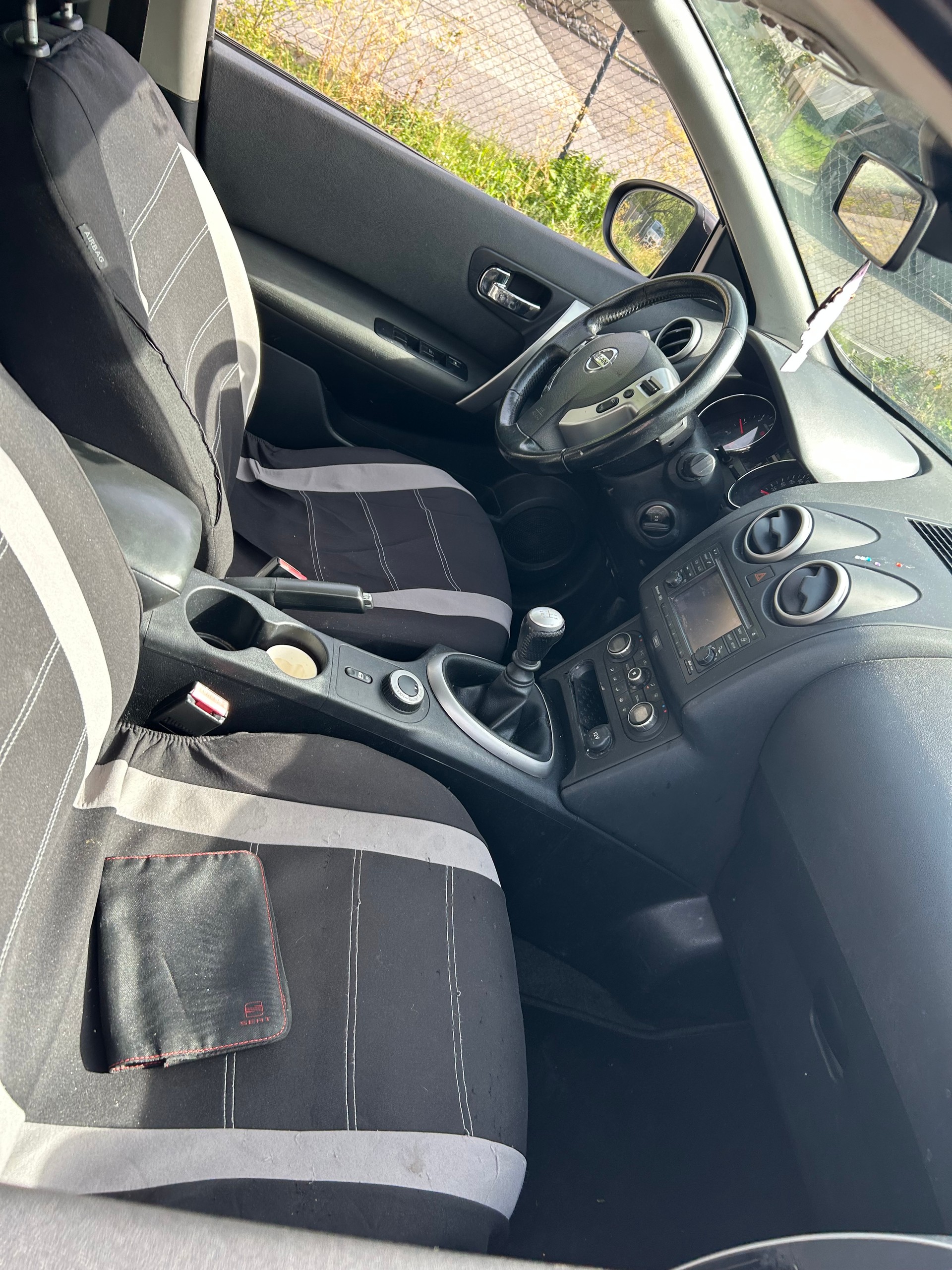 NISSAN Qashqai +2 1.6 dCi iStop 4WD acenta-image-1