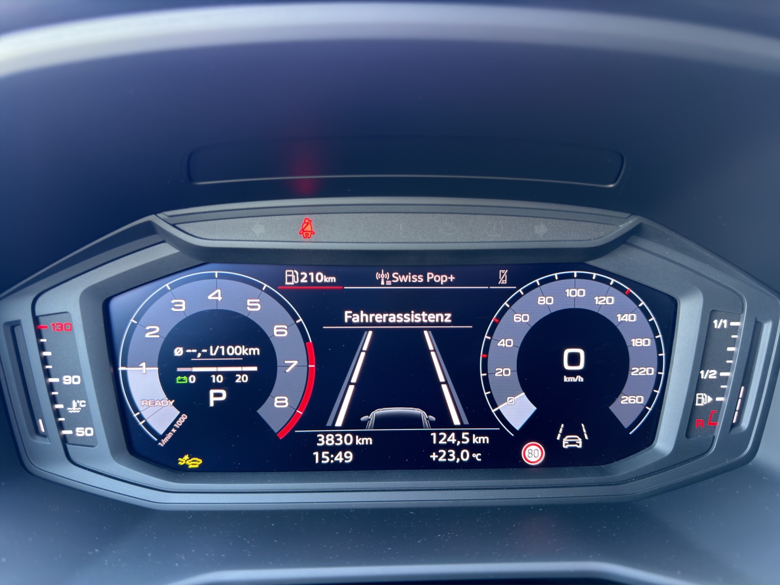 AUDI A1 Sportback 30 TFSI Attraction S-tronic-image-8