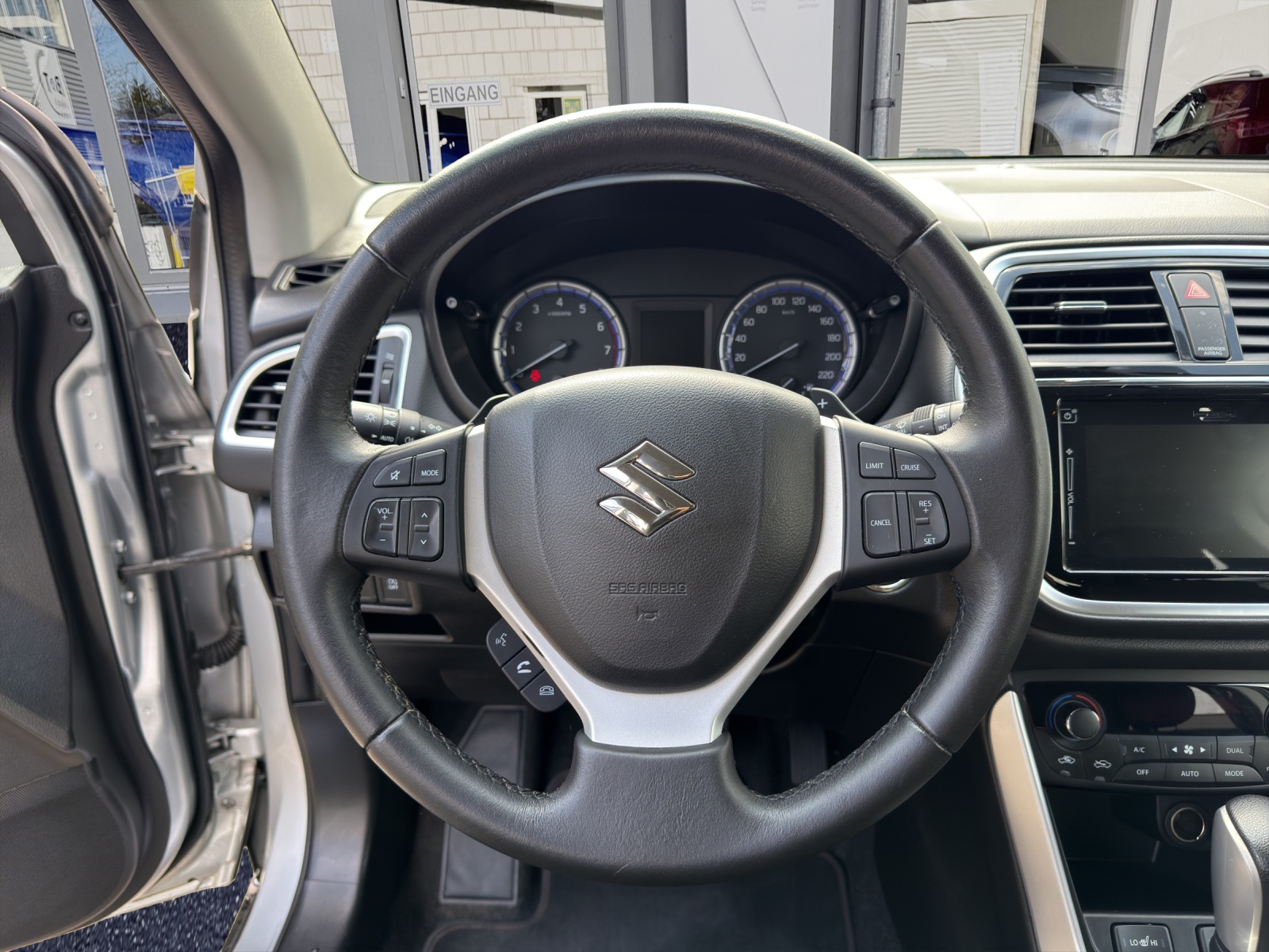 SUZUKI SX4 S-Cross 1.4 16V Piz Sulai 4WD Automatic-image-8