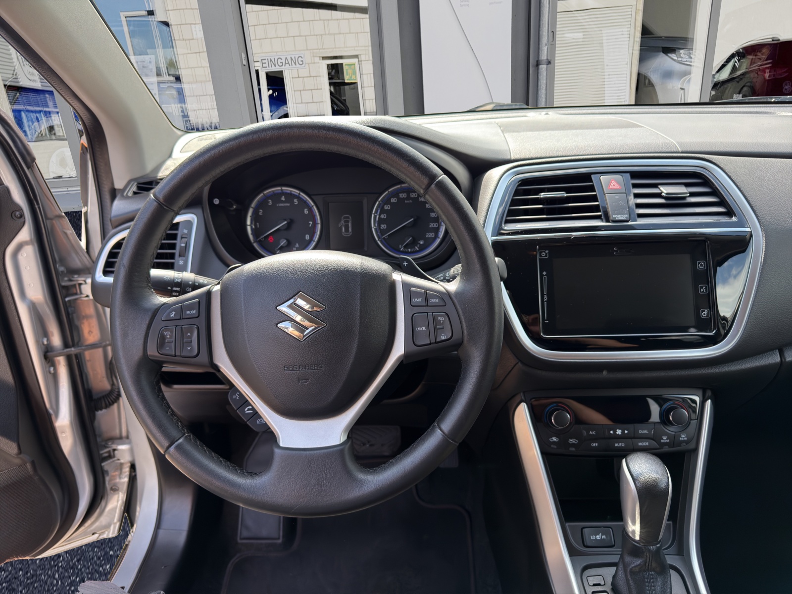 SUZUKI SX4 S-Cross 1.4 16V Piz Sulai 4WD Automatic-image-9