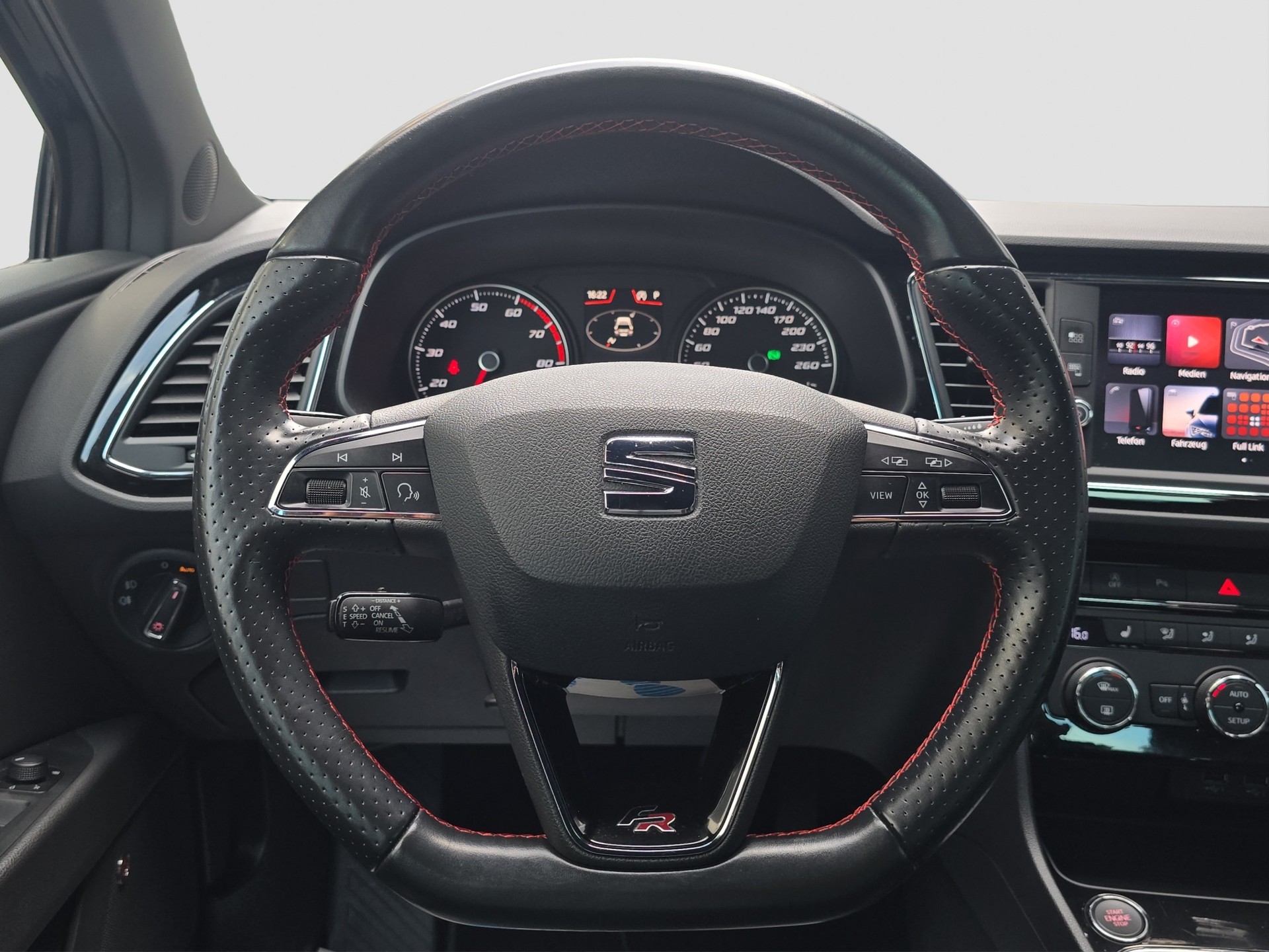 SEAT Leon 2.0 TSI FR DSG-image-11