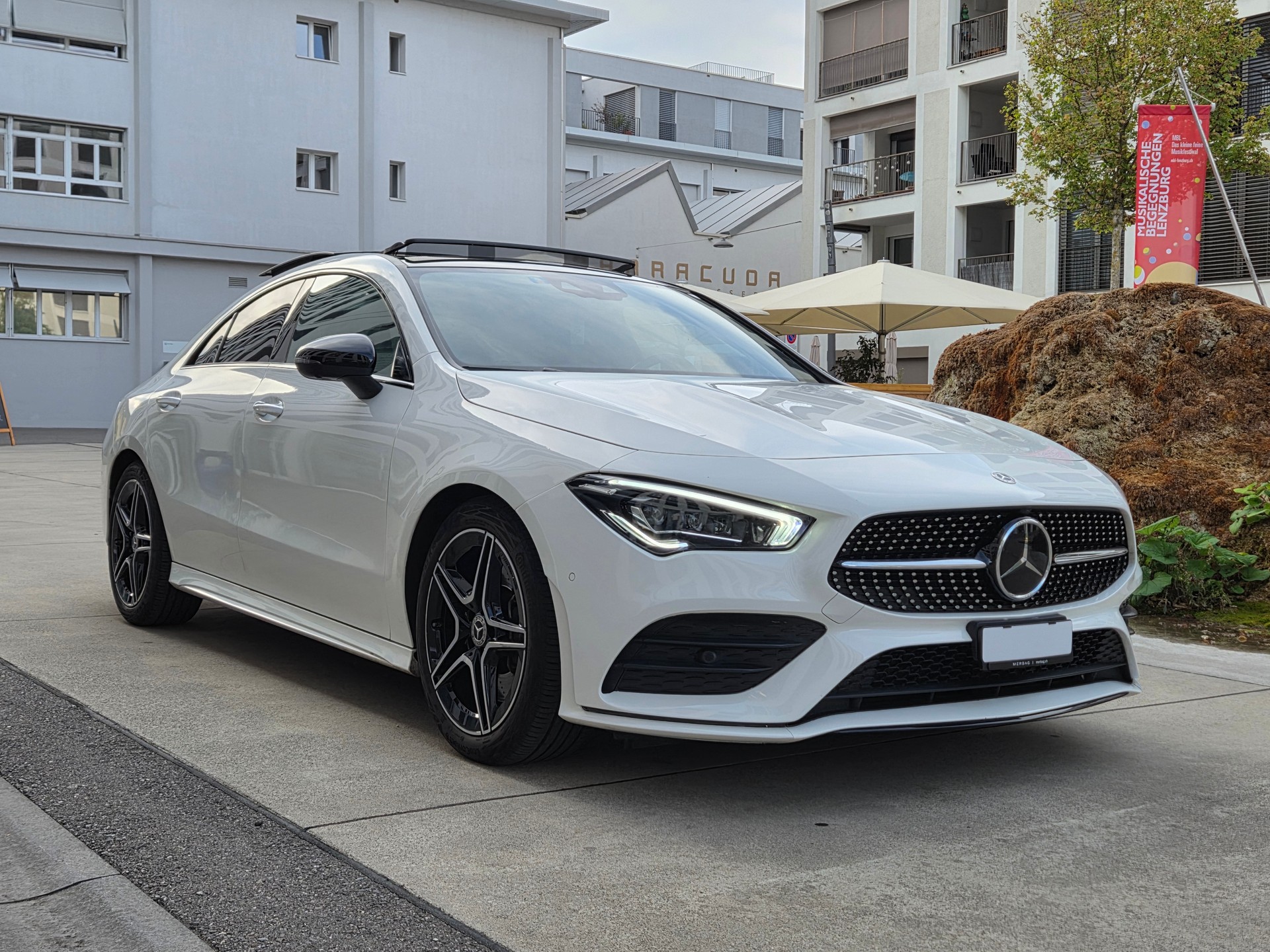 MERCEDES-BENZ CLA 250 4Matic AMG Line 7G-DCT-image-1