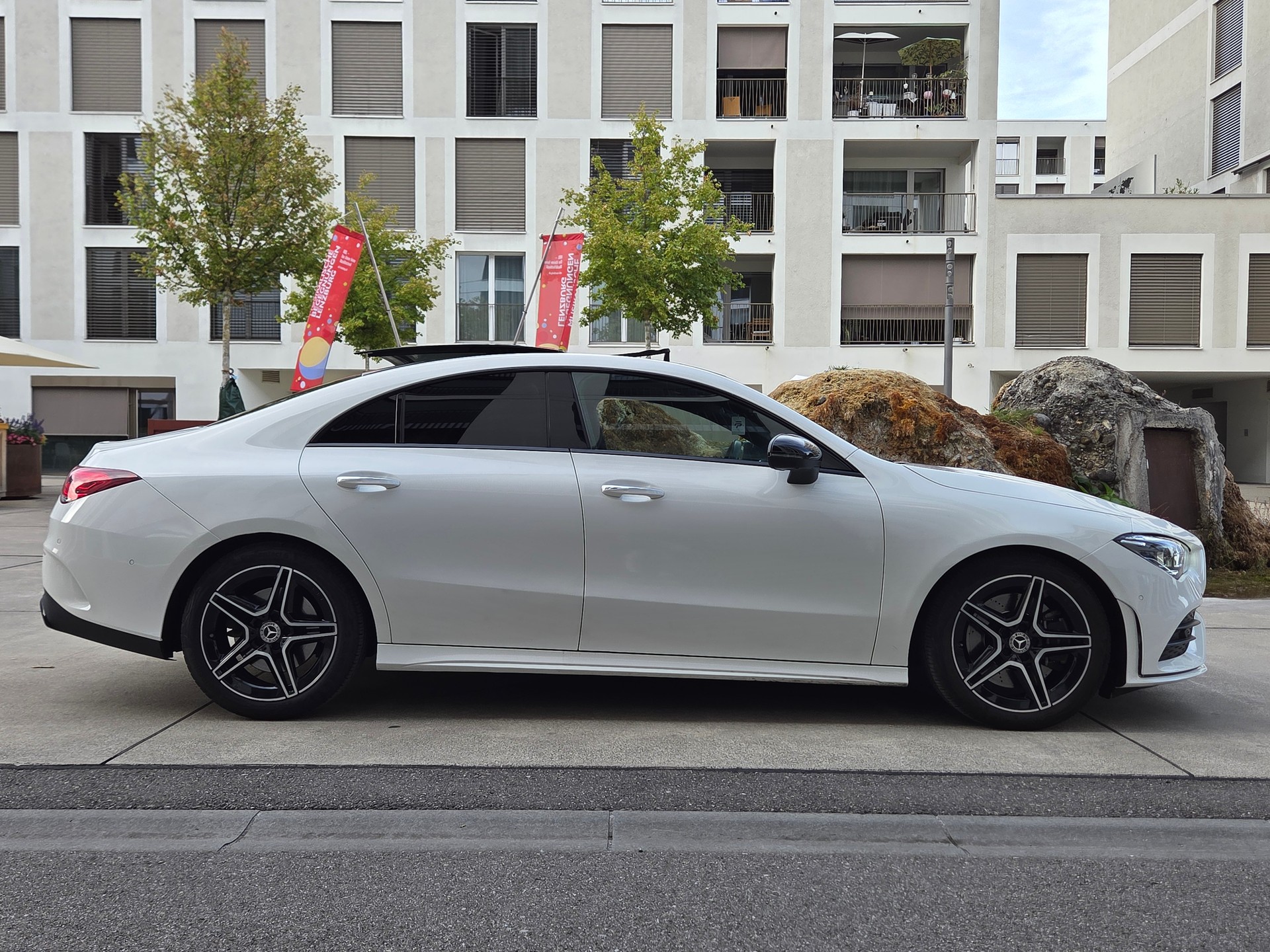 MERCEDES-BENZ CLA 250 4Matic AMG Line 7G-DCT-image-2