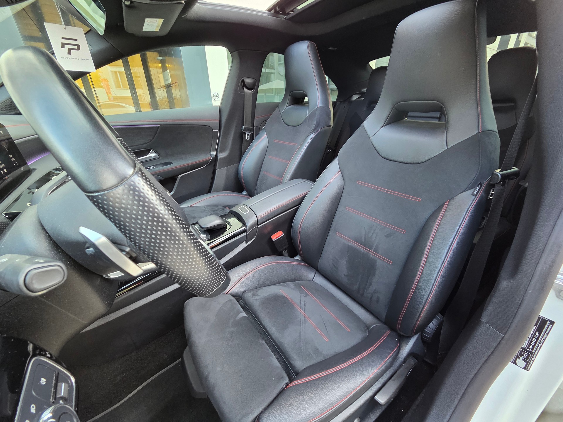 MERCEDES-BENZ CLA 250 4Matic AMG Line 7G-DCT-image-8
