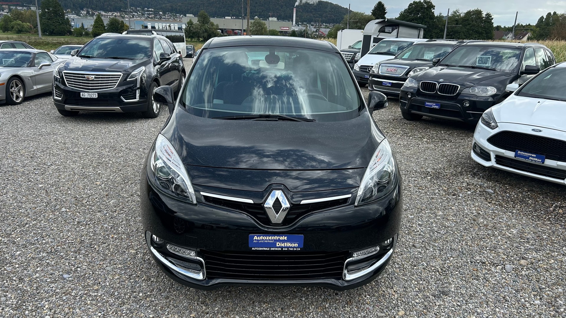 RENAULT Scénic 1.4 16V Turbo Bose-image-5