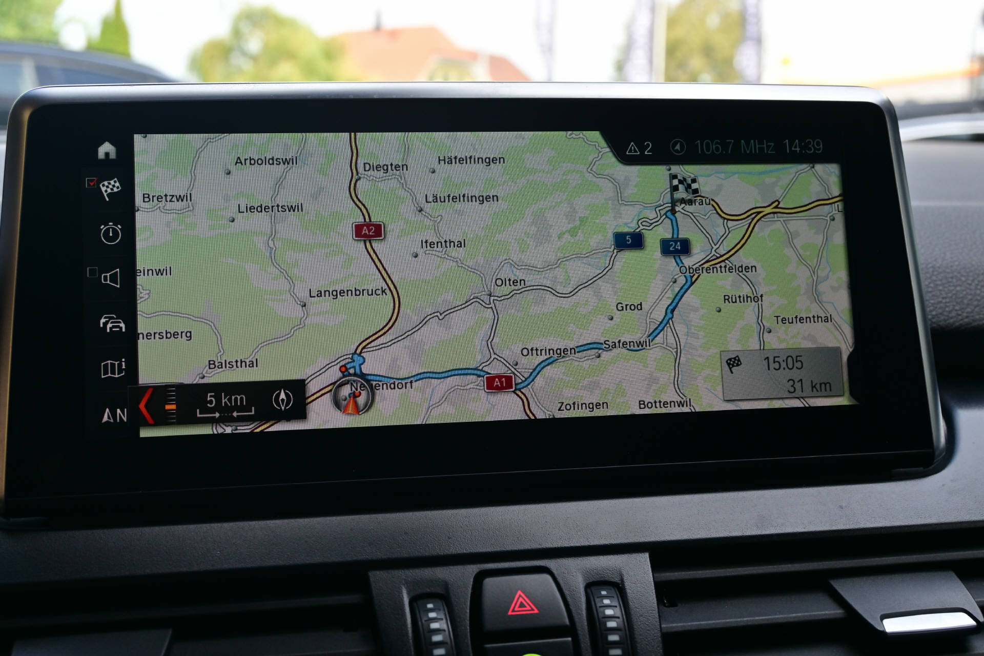 BMW 218d xDrive SAG Active Tourer *M-Sportpaket*-image-11